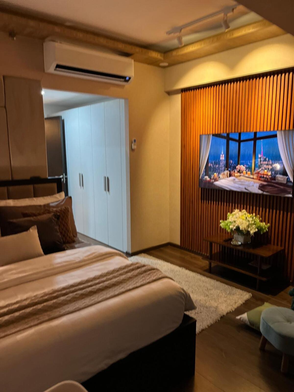 Modern & Cozy 1BR with City and Mt Apo View near Abreeza Mall