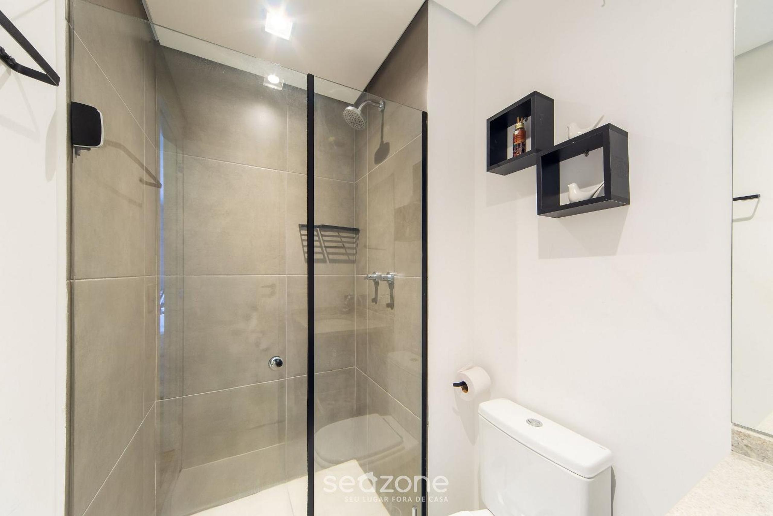 Beautiful Studio 290m from the Metro HOX1010