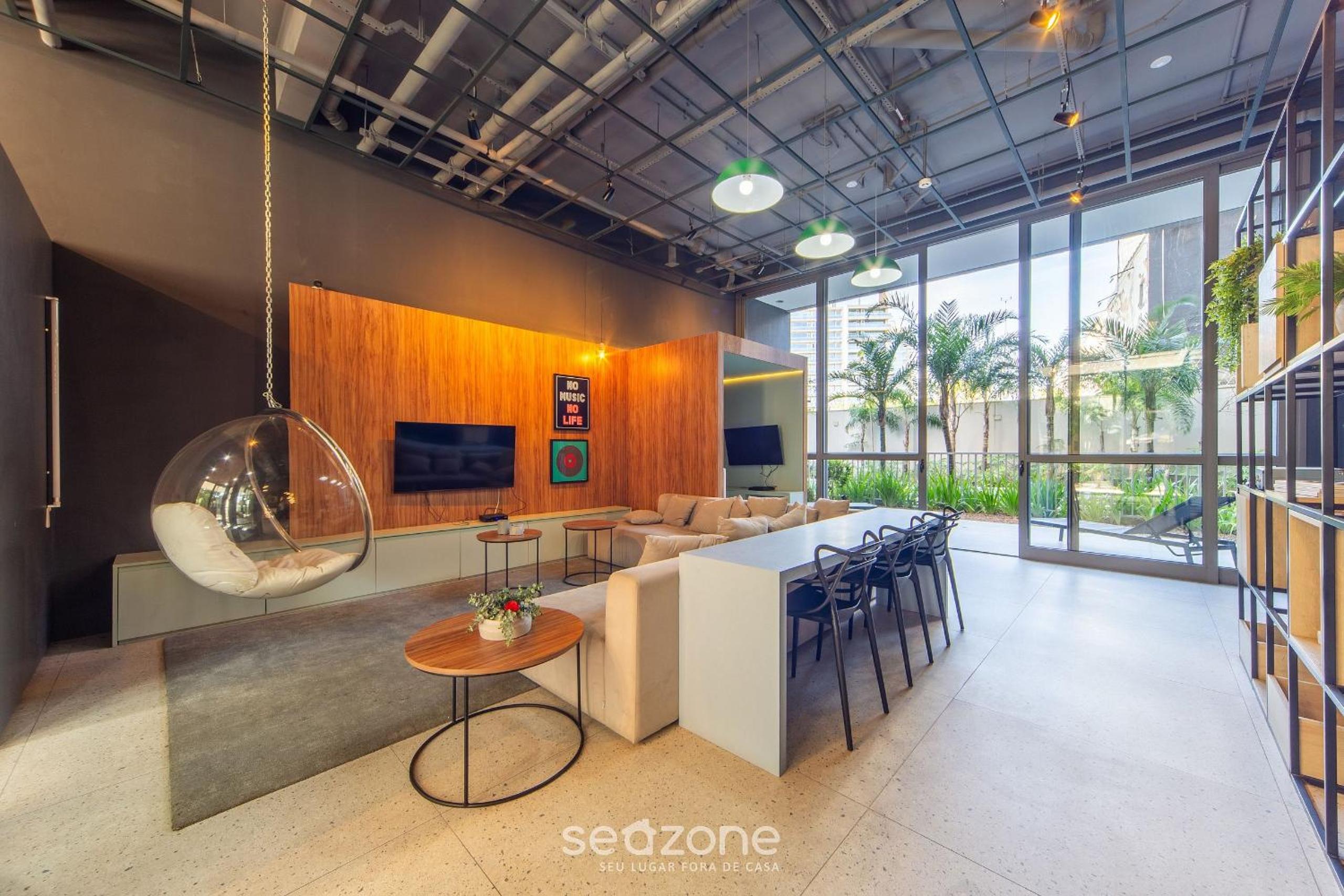 Beautiful Studio 290m from the Metro HOX1010