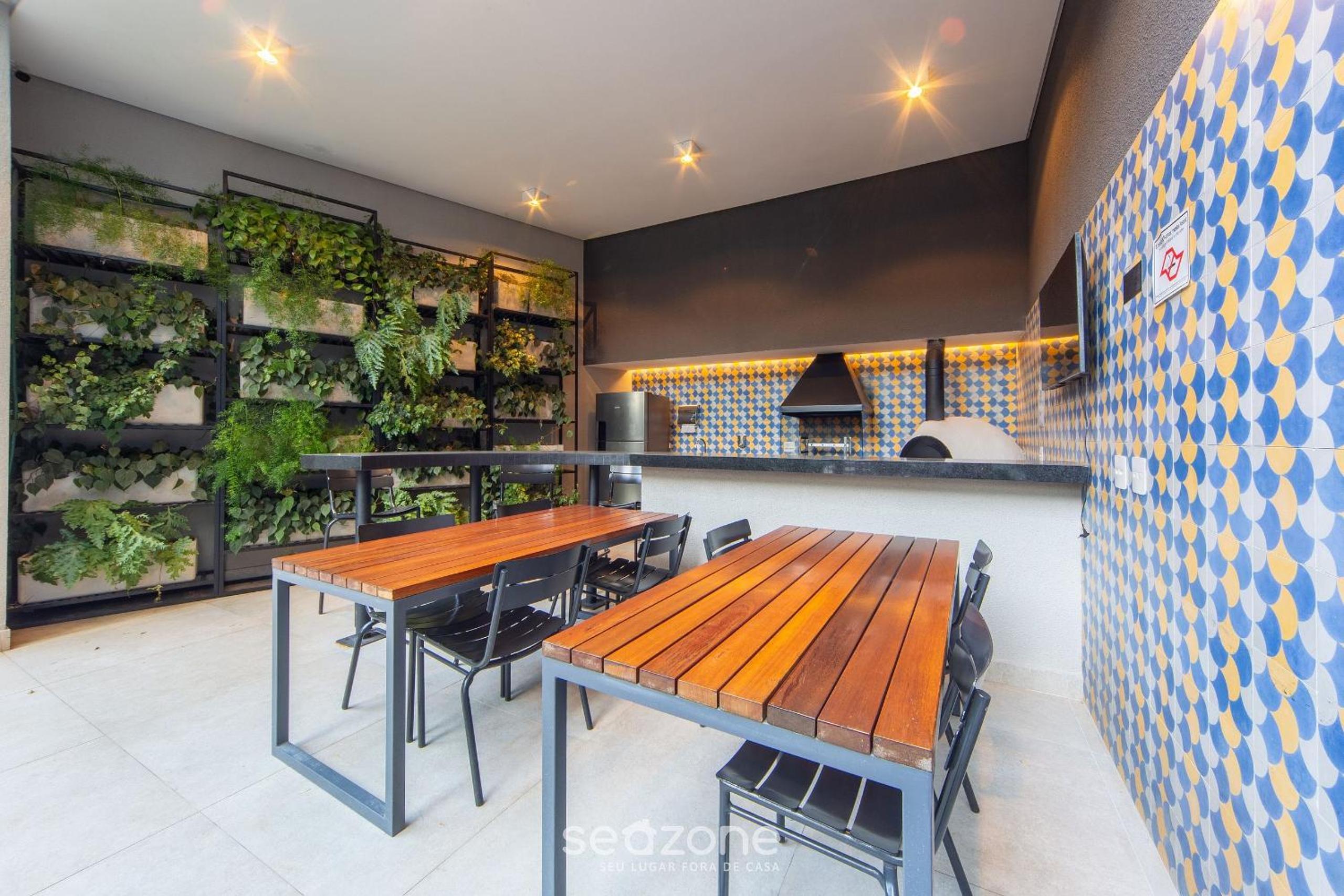 Beautiful Studio 290m from the Metro HOX1010