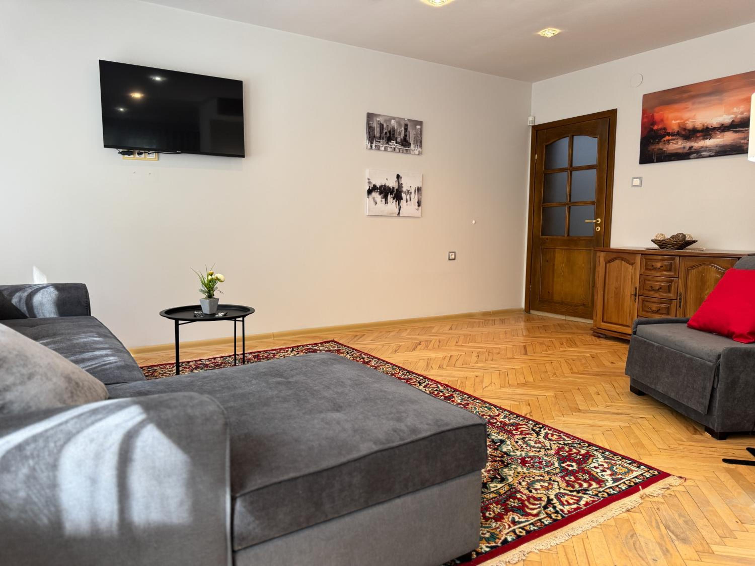 2BR Central and Cosy Trimonsium Apartment 5min from pedestrian street