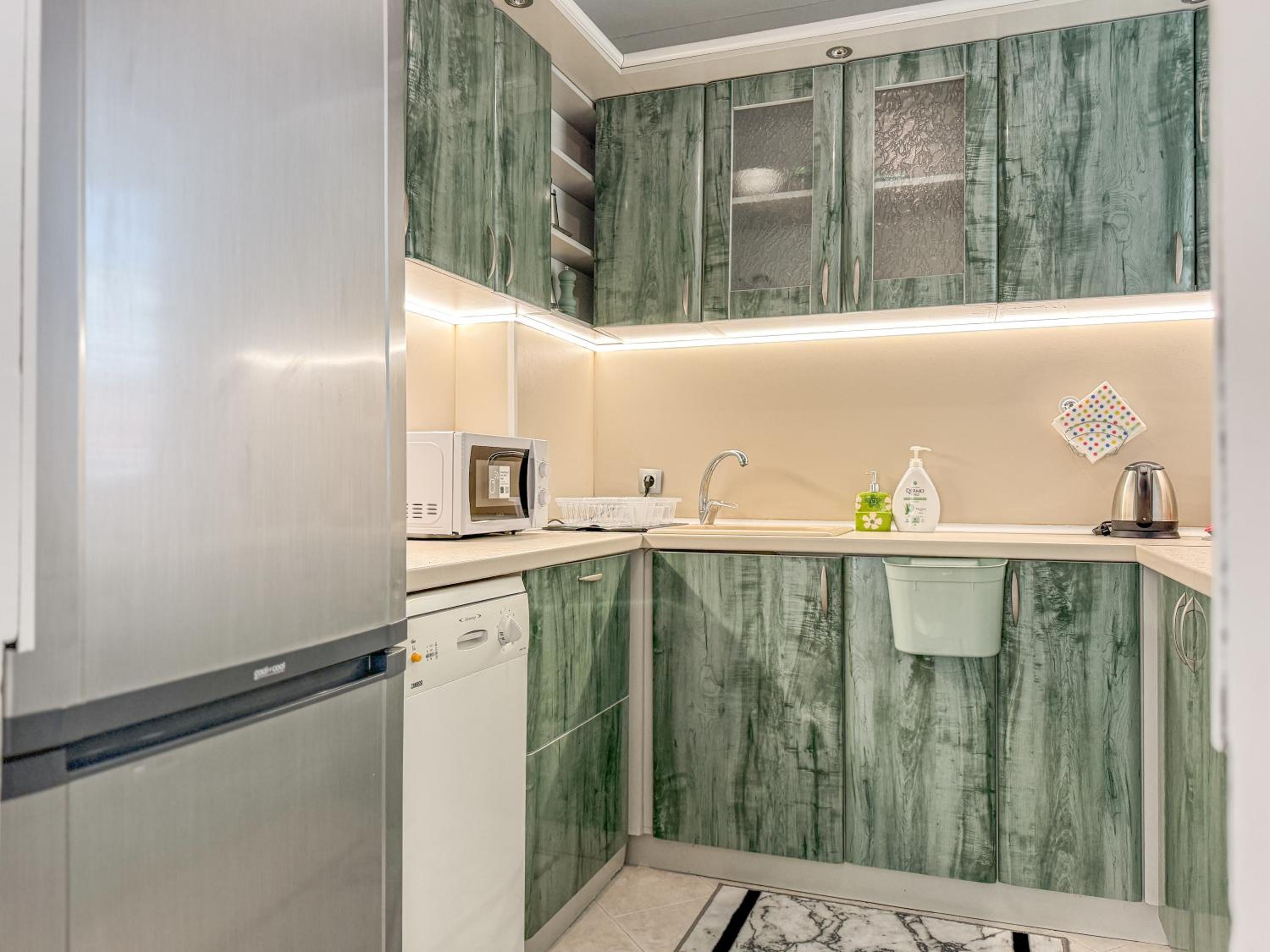 2BR Central and Cosy Trimonsium Apartment 5min from pedestrian street