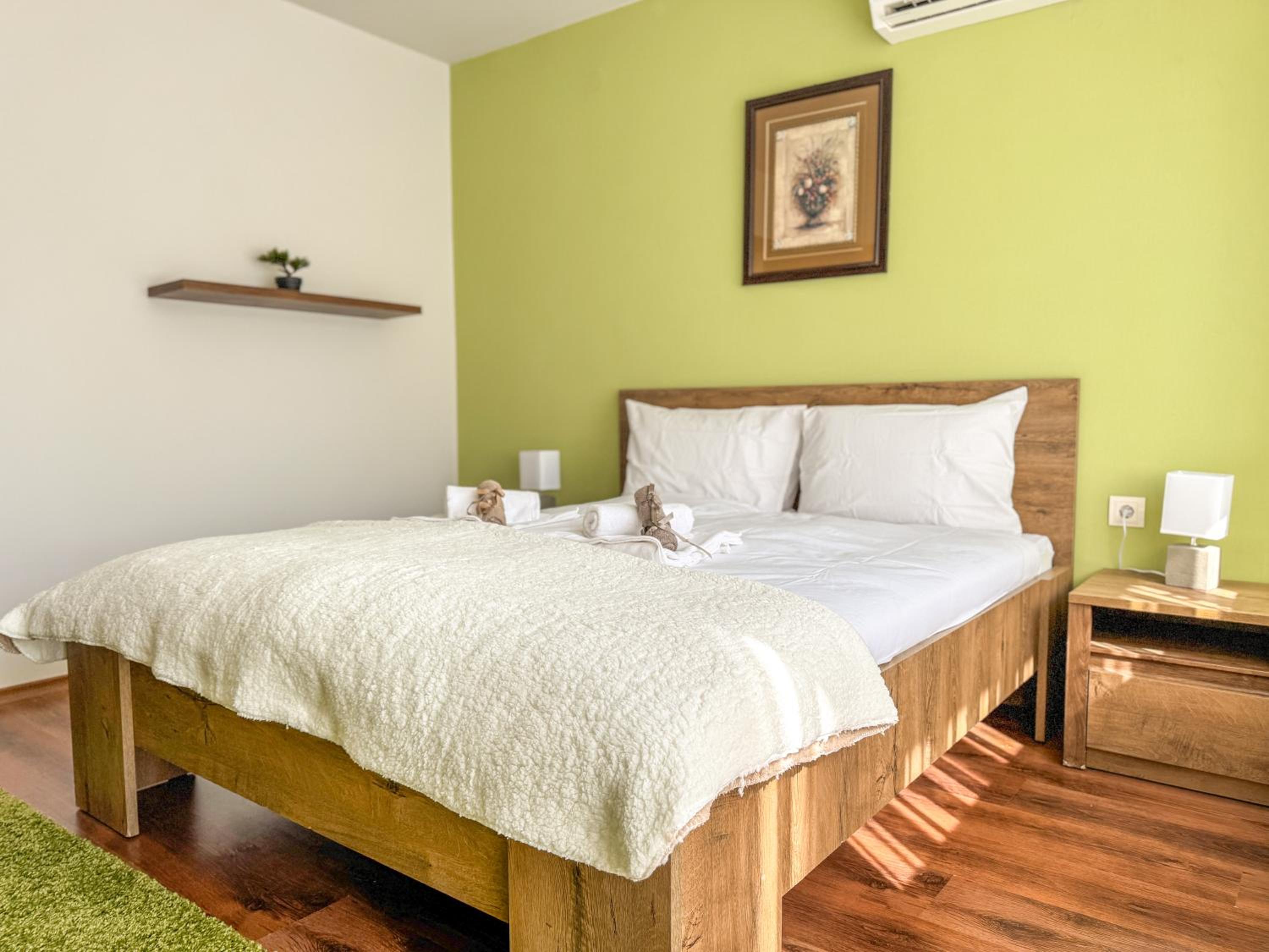 2BR Central and Cosy Trimonsium Apartment 5min from pedestrian street