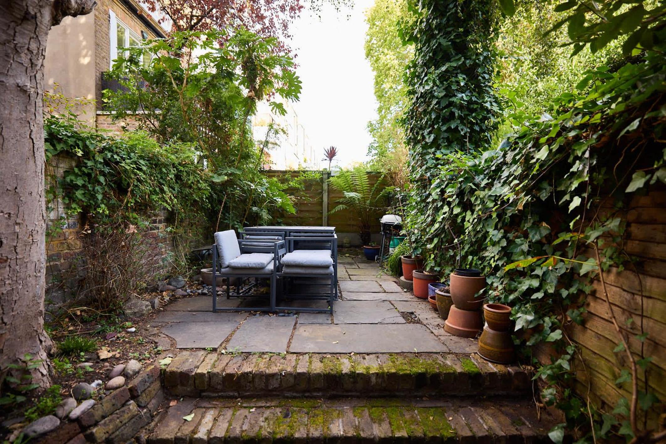 Kensington Garden Flat with Office & Outdoor Space