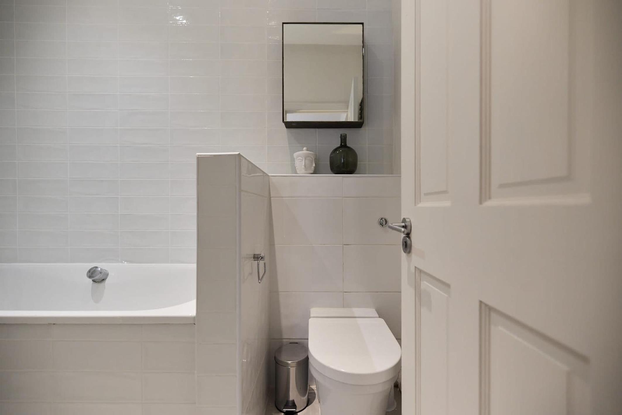 Kensington Garden Flat with Office & Outdoor Space