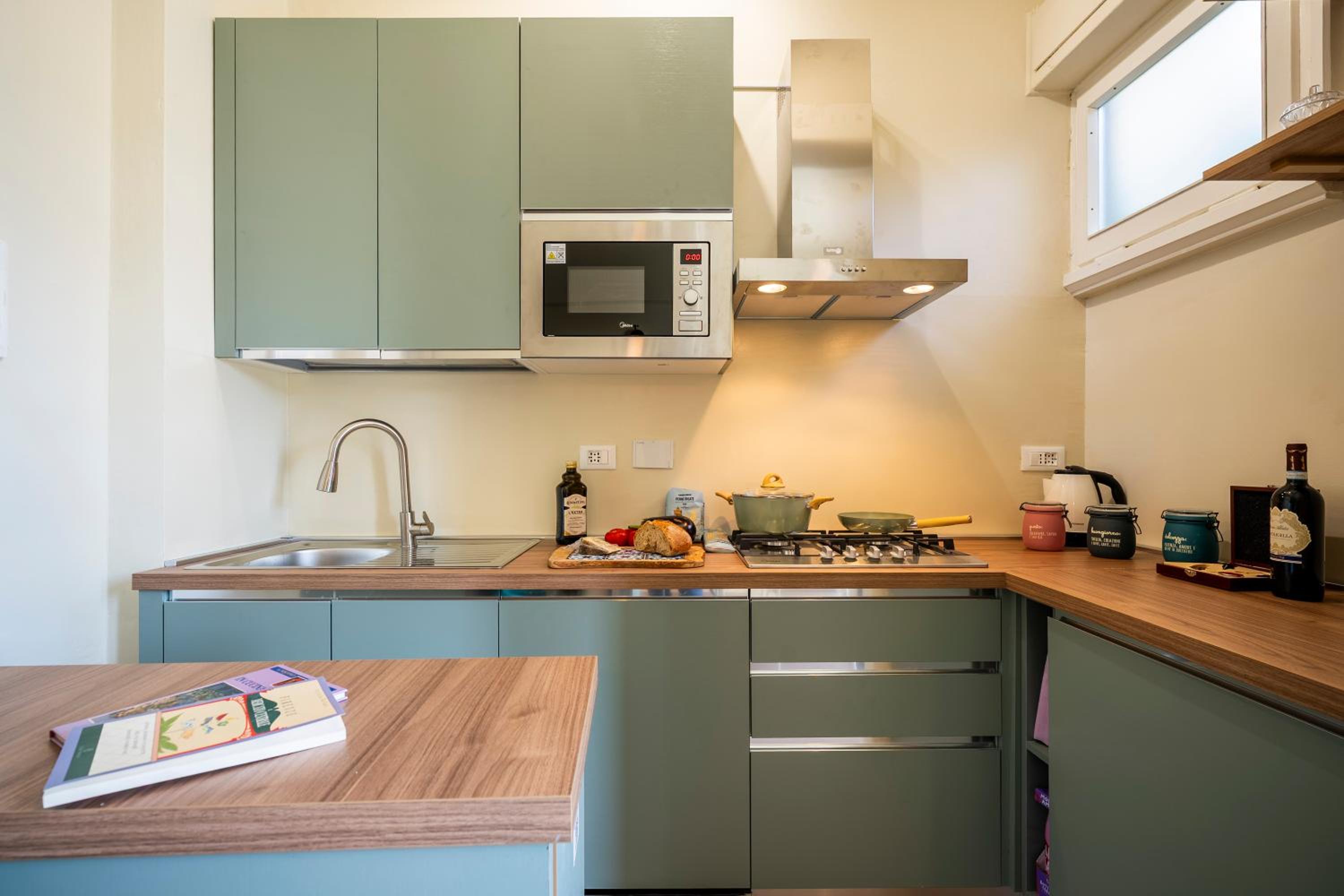 Illustrated Scene-new apt Redi 51