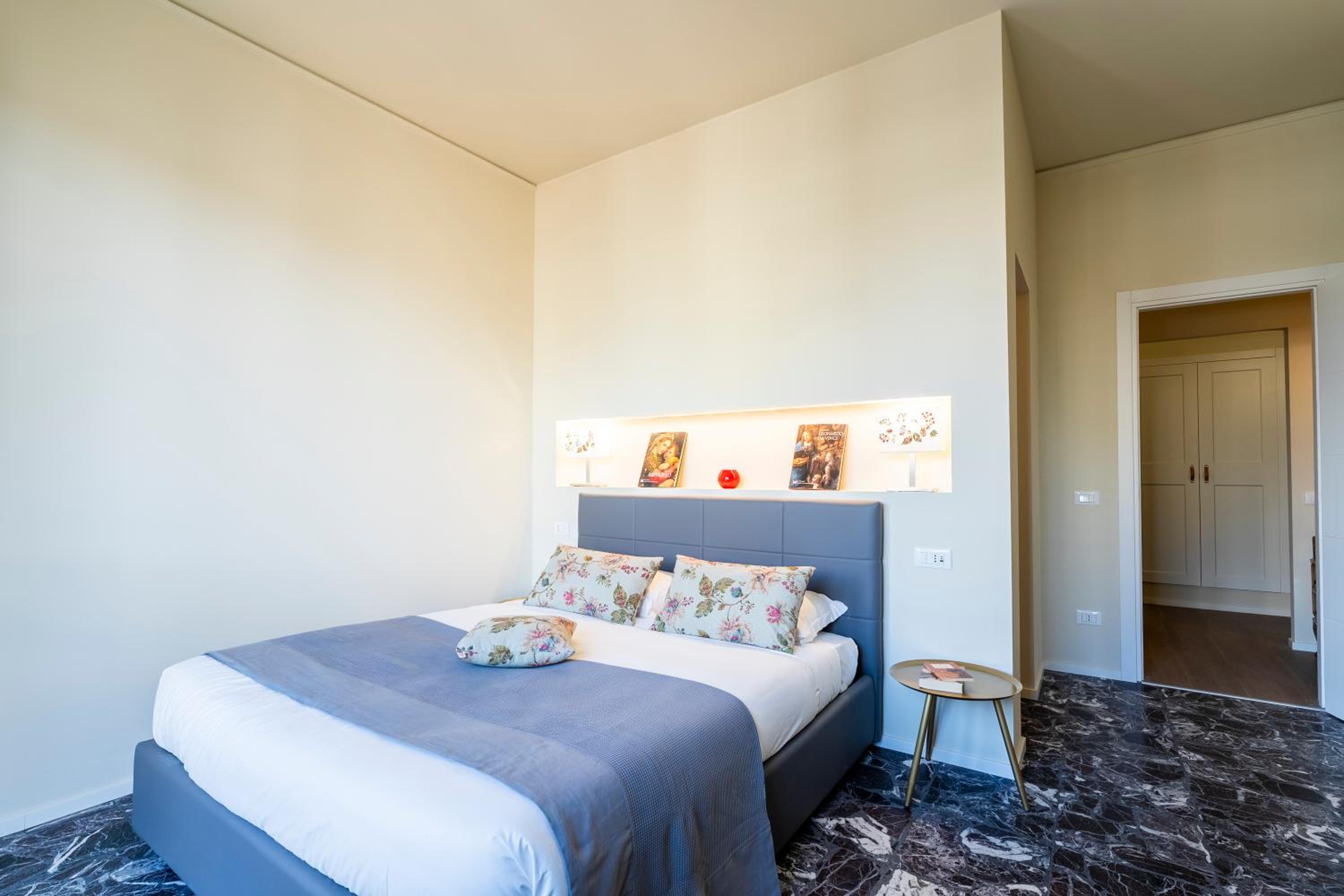 Illustrated Scene-new apt Redi 51