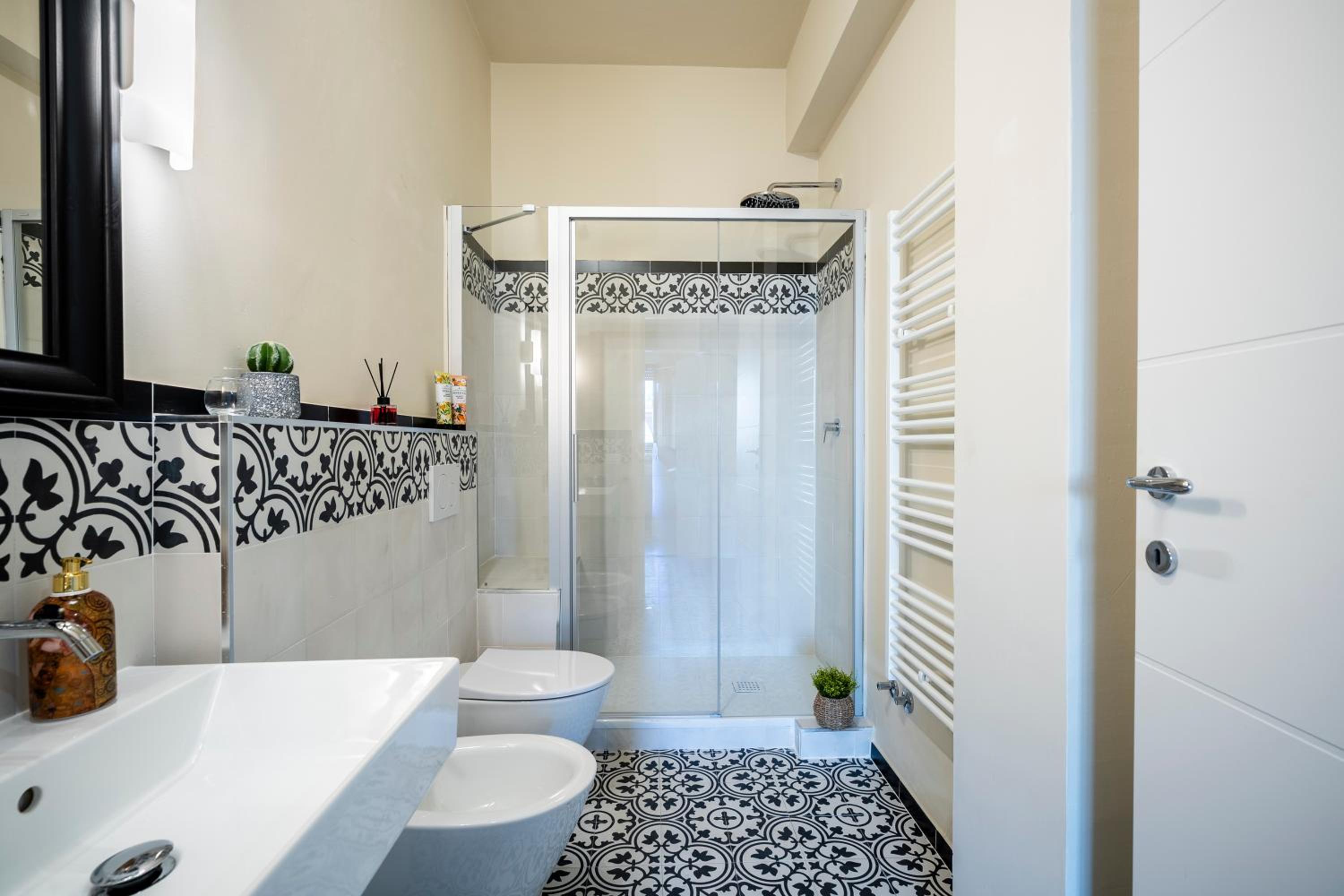 Illustrated Scene-new apt Redi 51