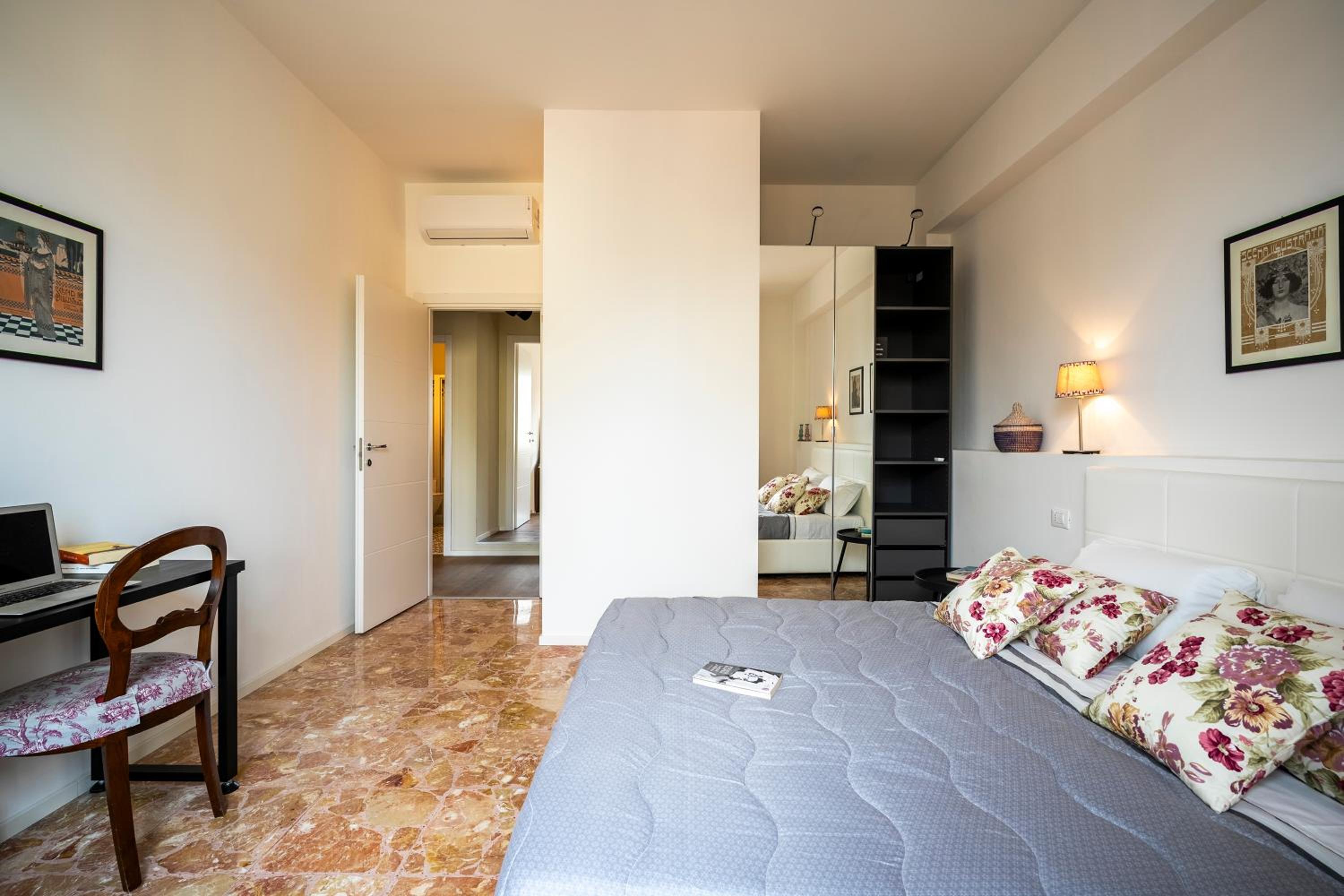 Illustrated Scene-new apt Redi 51