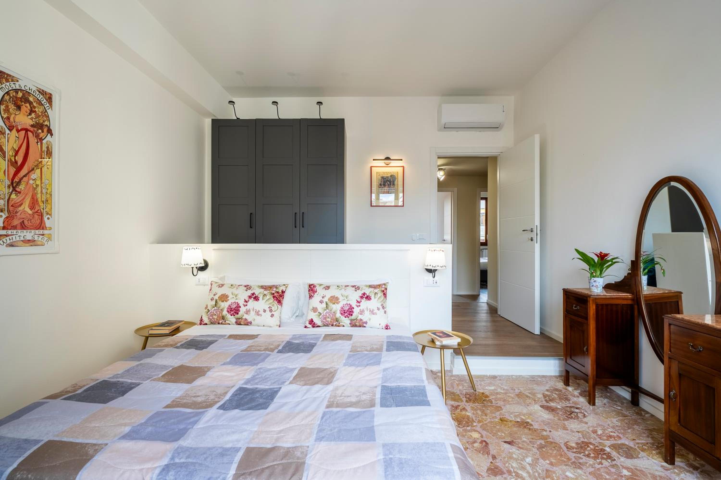Illustrated Scene-new apt Redi 51