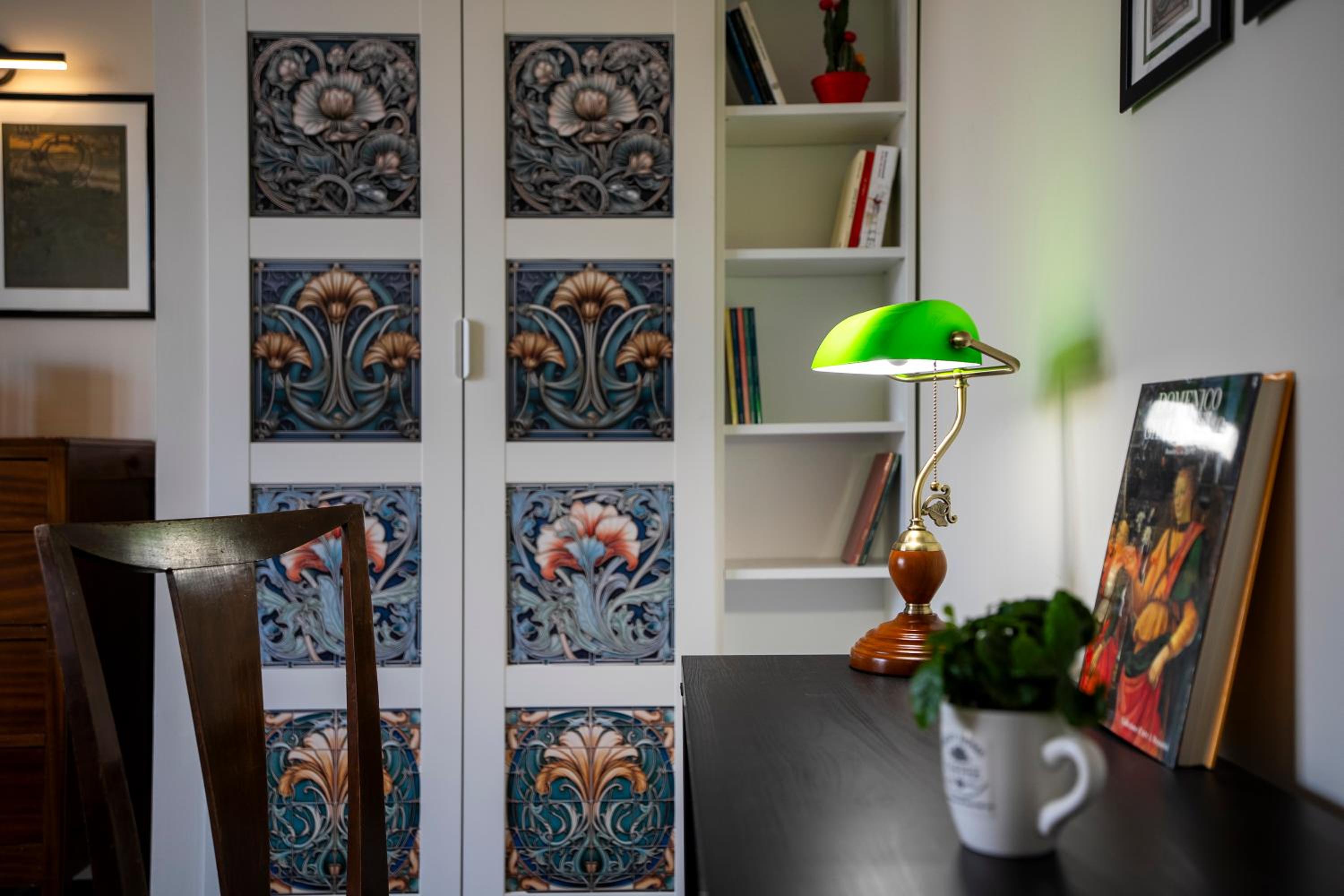 Illustrated Scene-new apt Redi 51