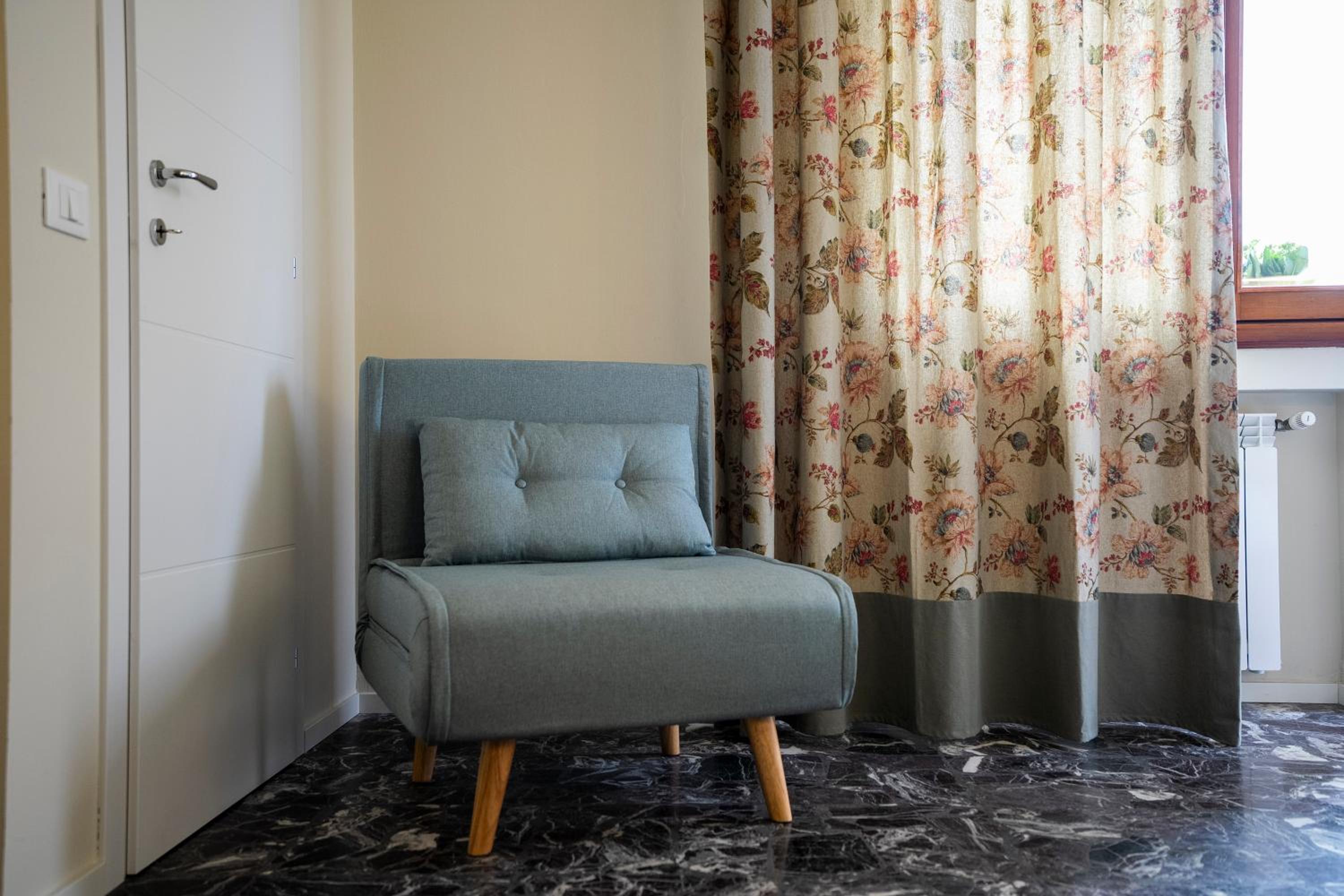 Illustrated Scene-new apt Redi 51