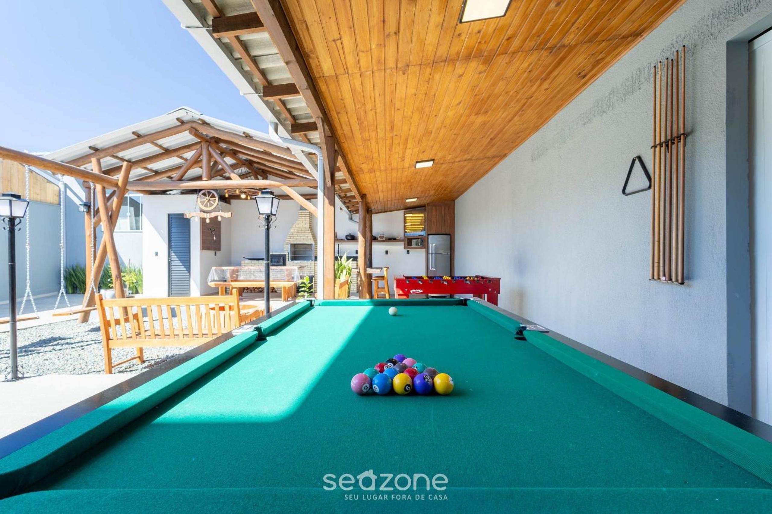 Comfortable and Sophisticated Accommodations Just Minutes from the Beach - VIL