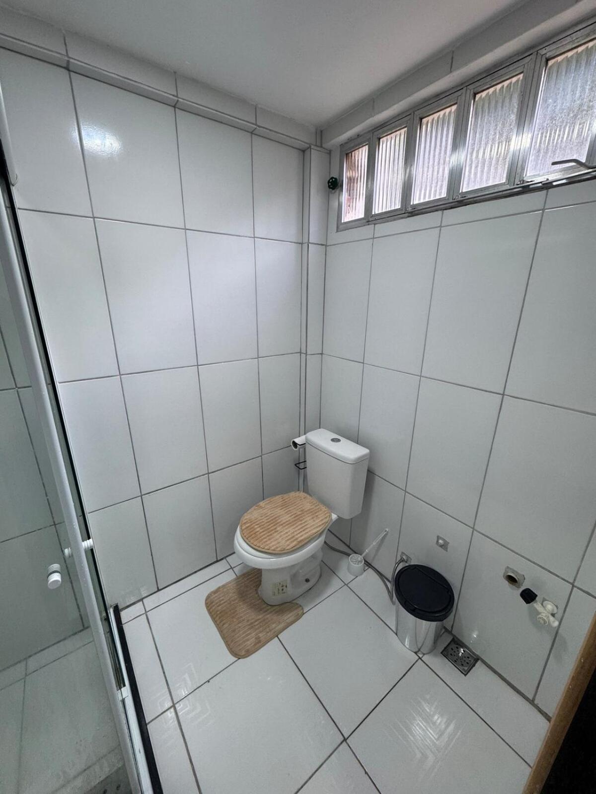 Loft em condomínio próximo à entrada da cidade