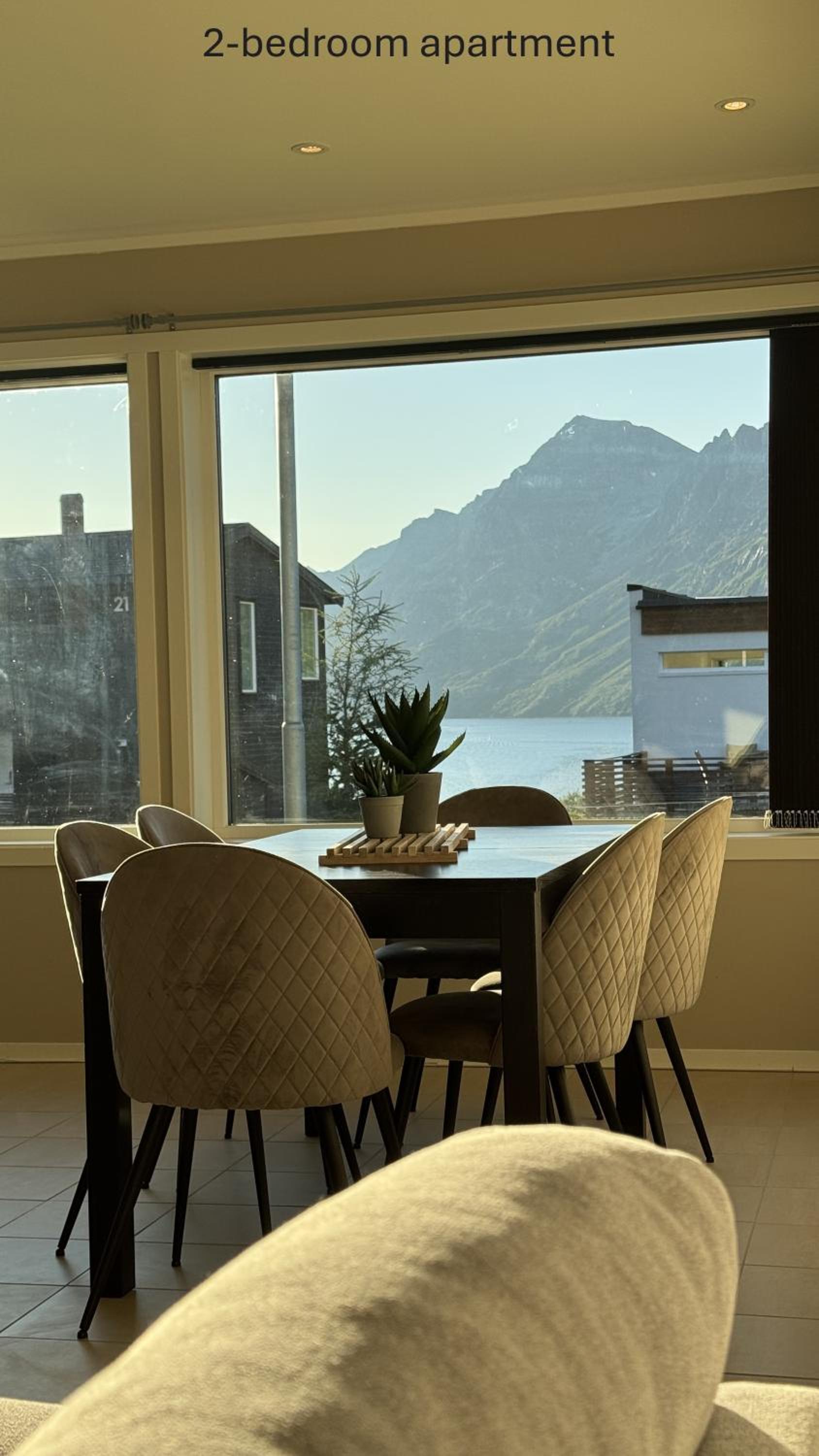 Ersfjord Villa Apt