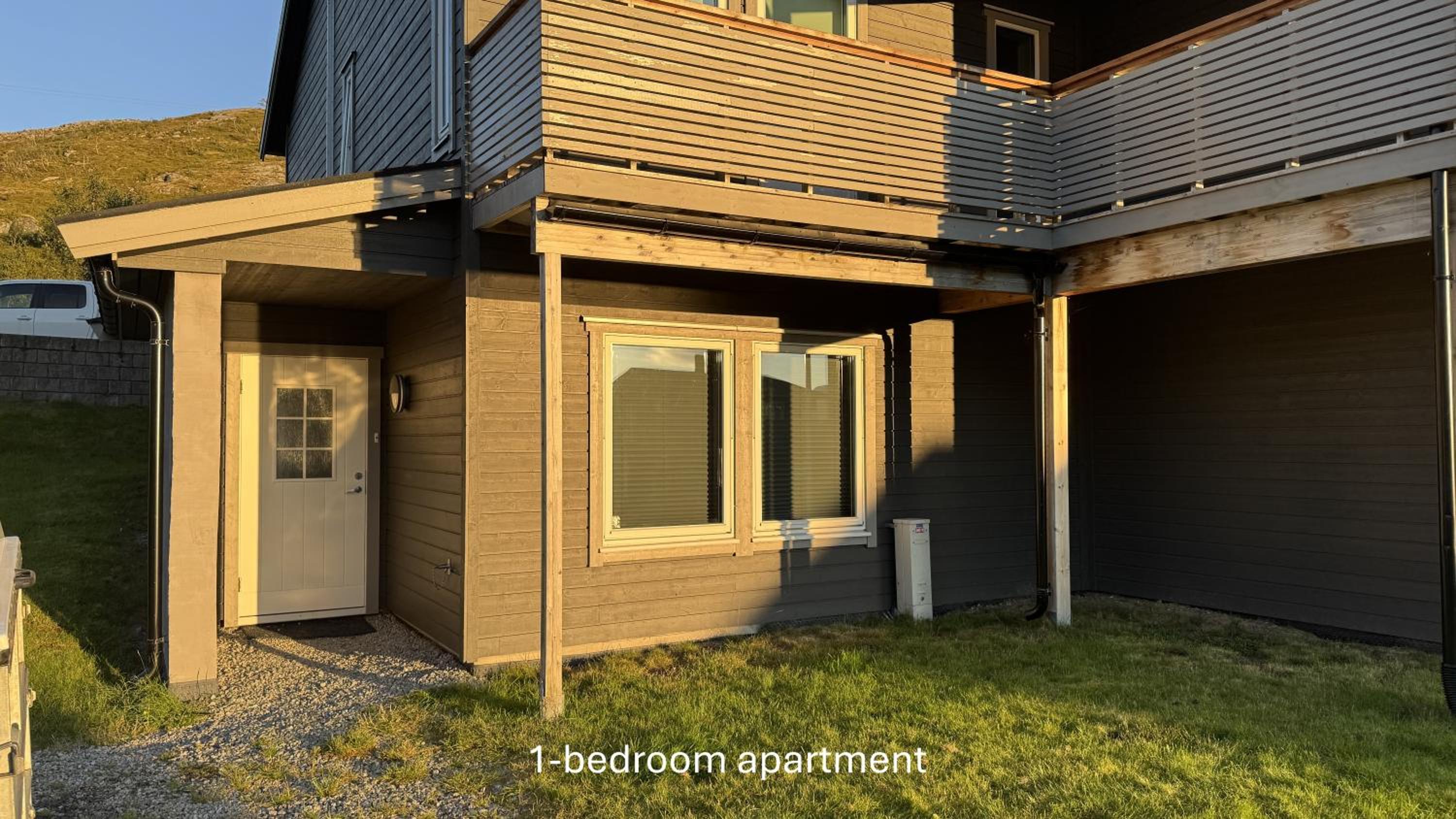 Ersfjord Villa Apt