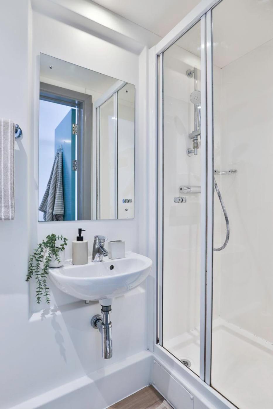 For Students Only - Picturehouse Apartments in Exeter