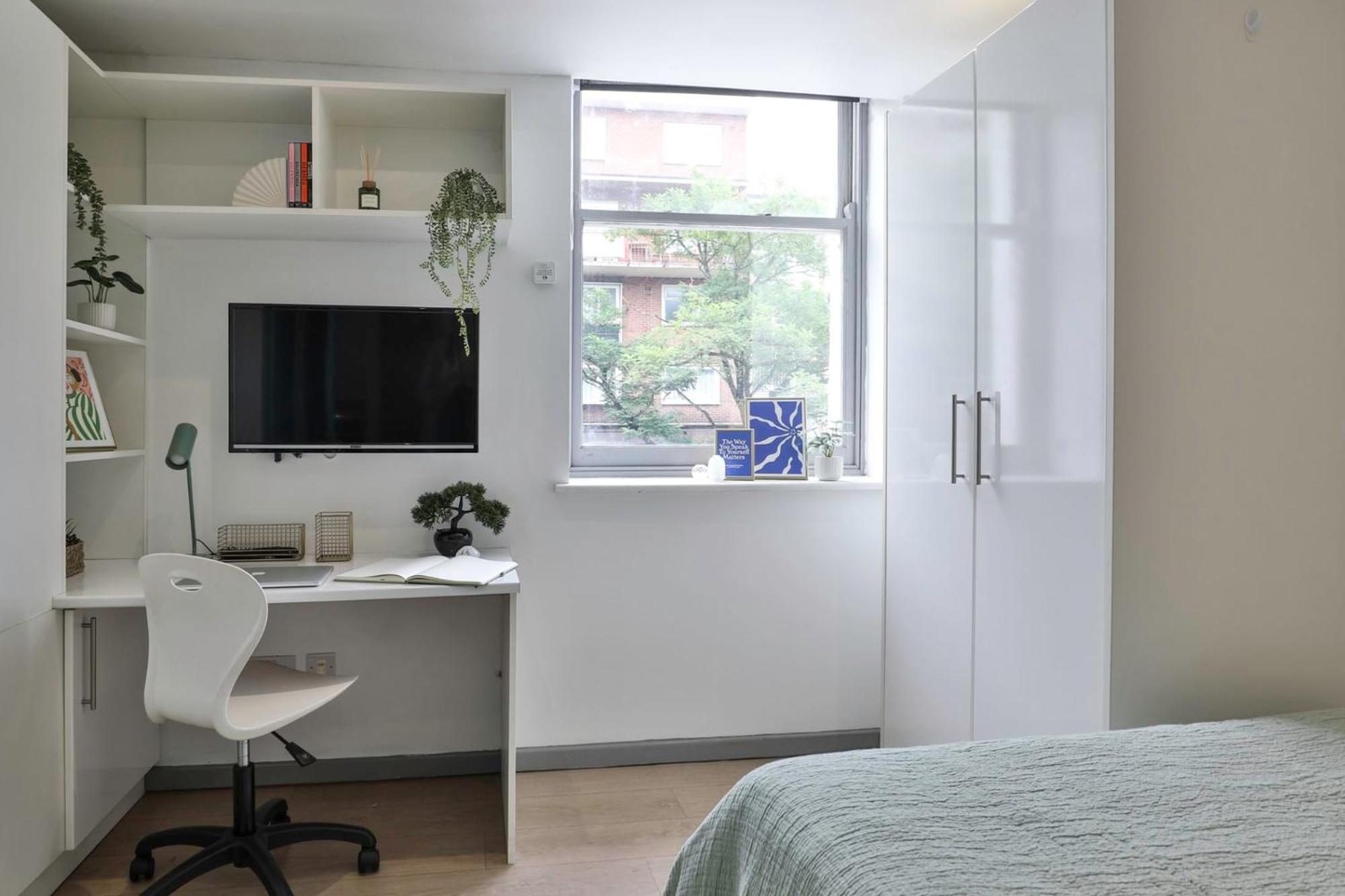 For Students Only - Picturehouse Apartments in Exeter