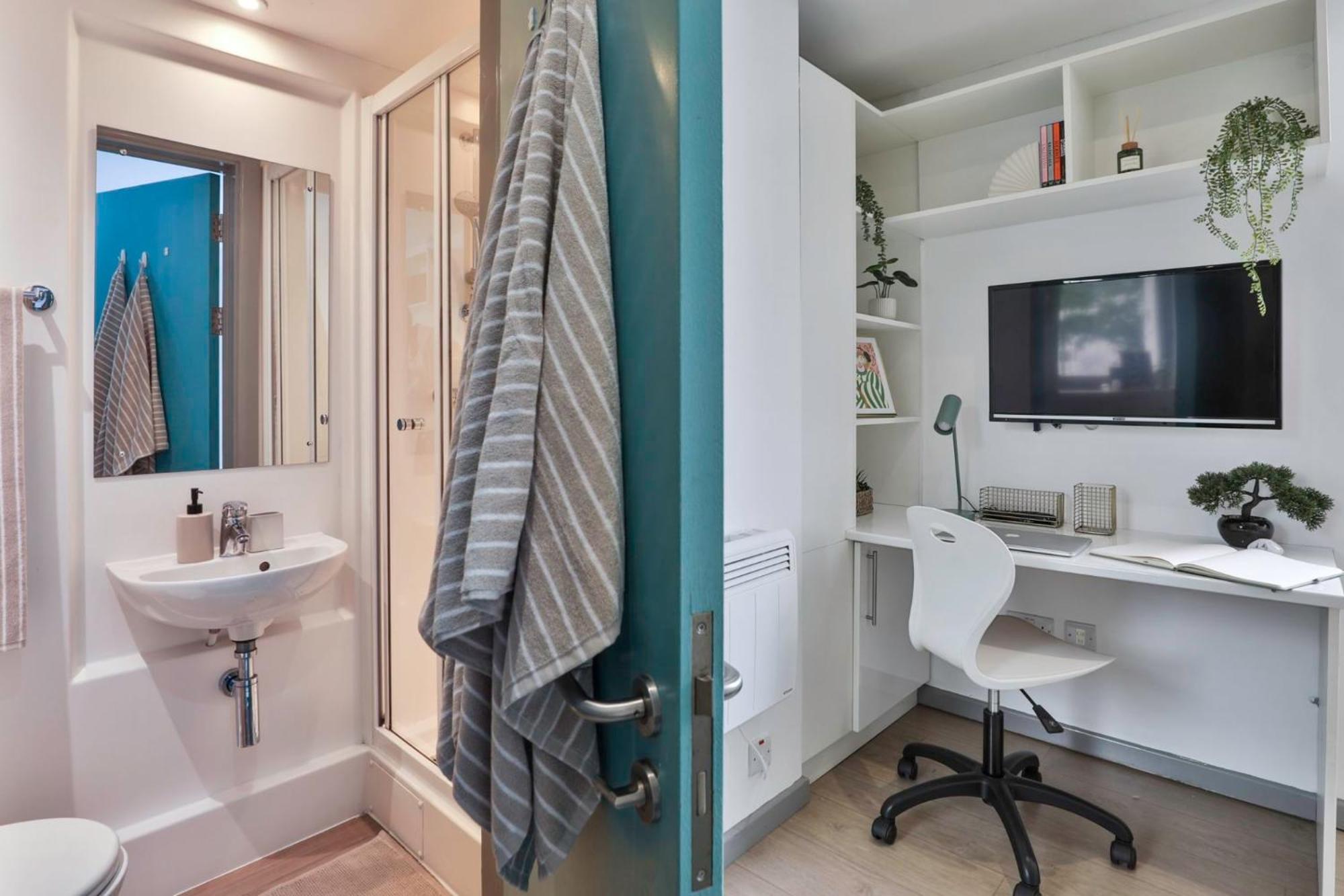 For Students Only - Picturehouse Apartments in Exeter