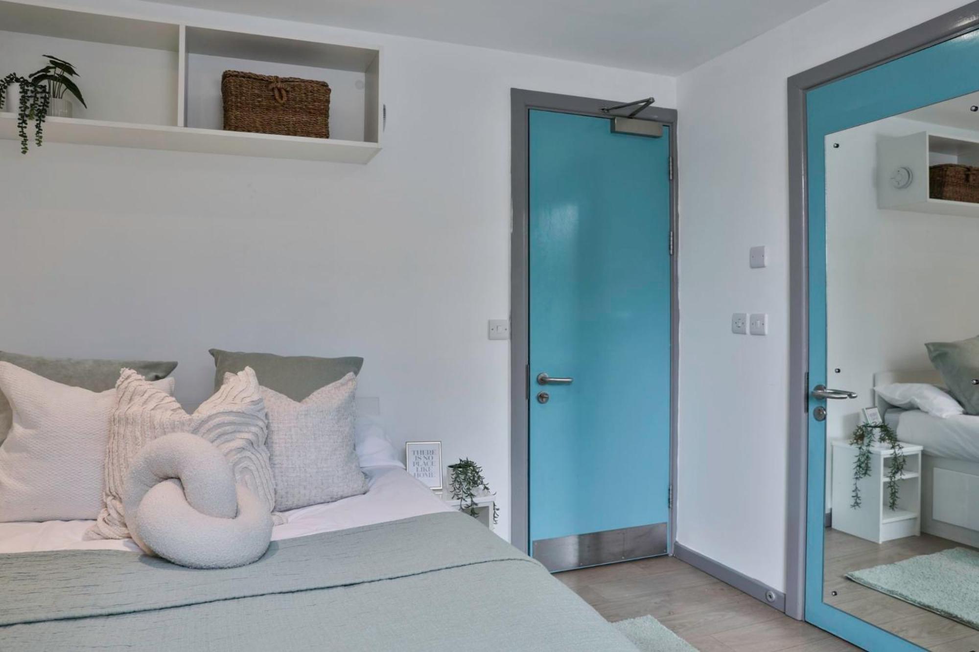 For Students Only - Picturehouse Apartments in Exeter