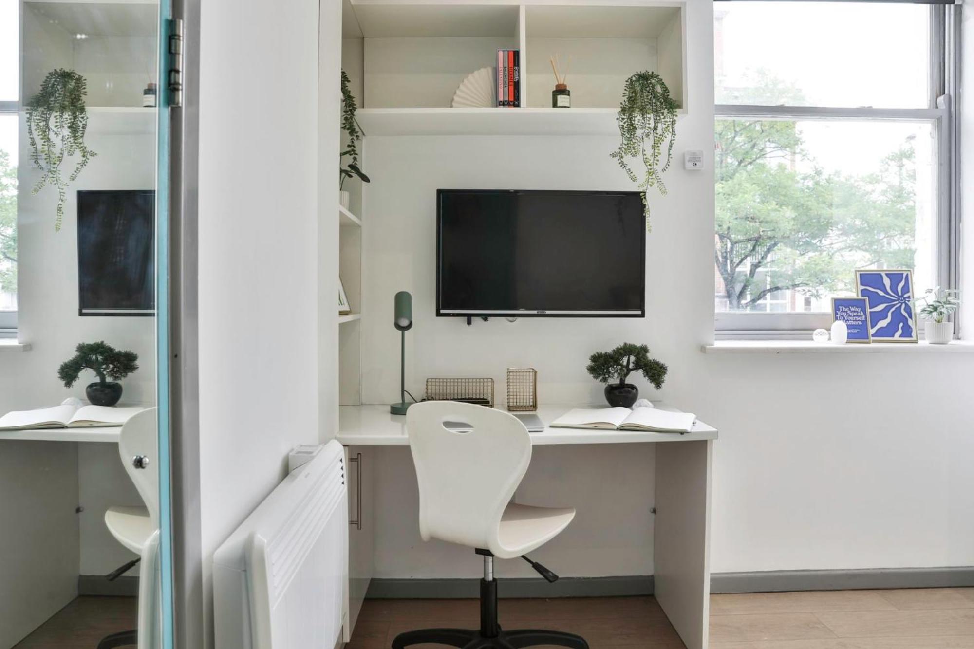 For Students Only - Picturehouse Apartments in Exeter