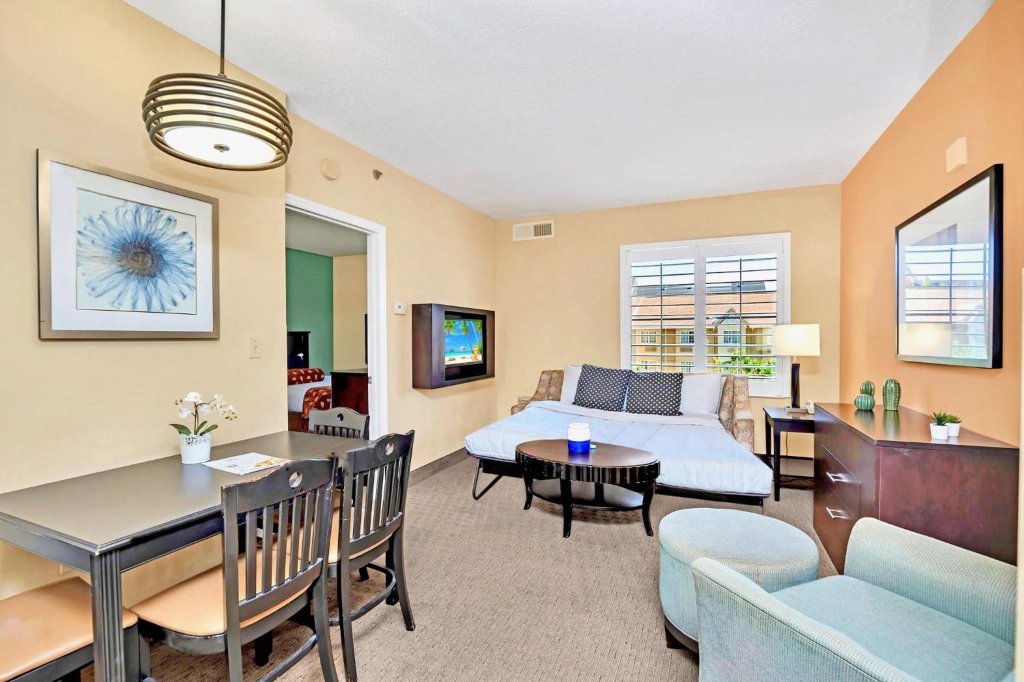 1BR Apartment Close to Disney w Pool and Hot Tub