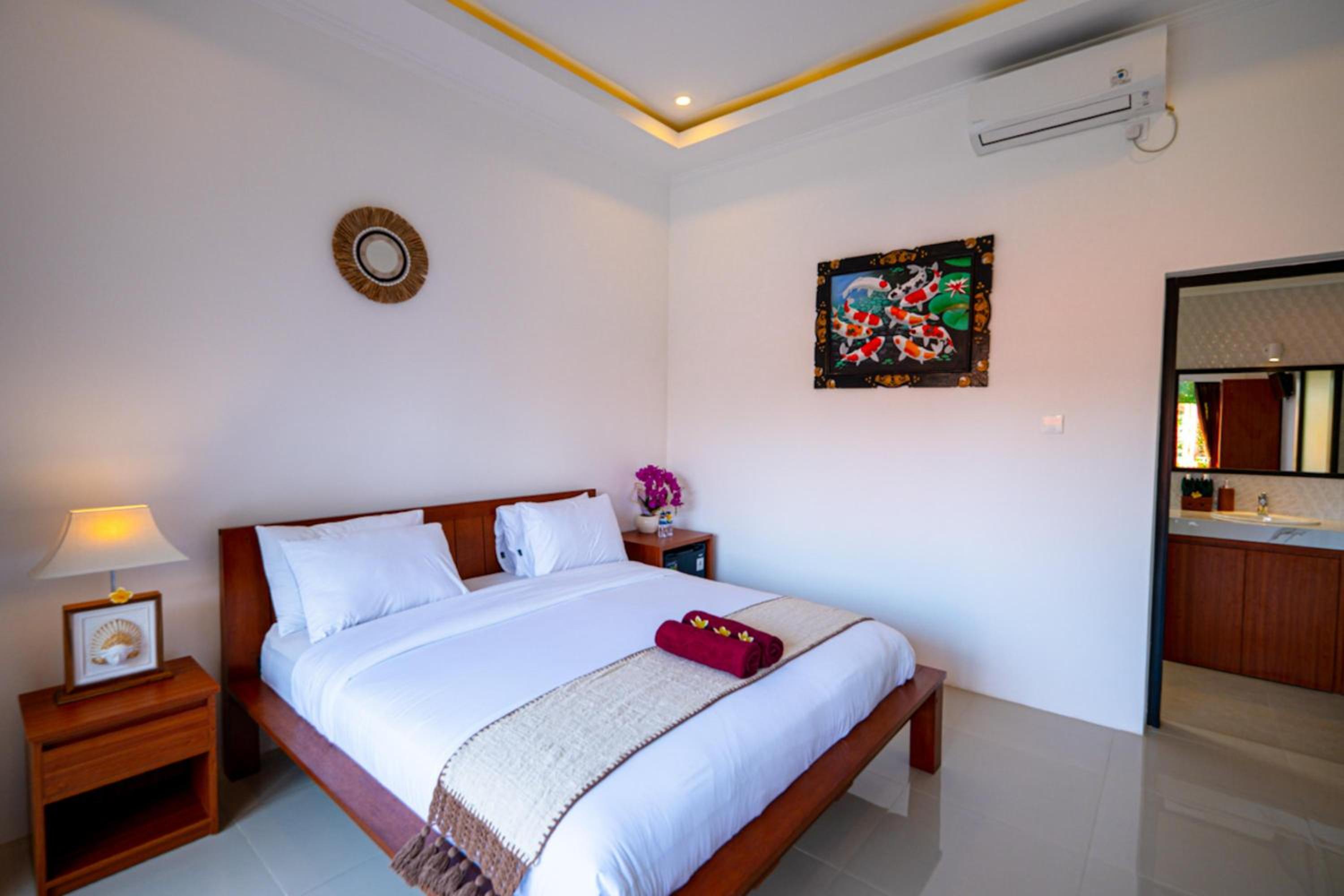 Crystal Flow Guest House & Apartment Canggu