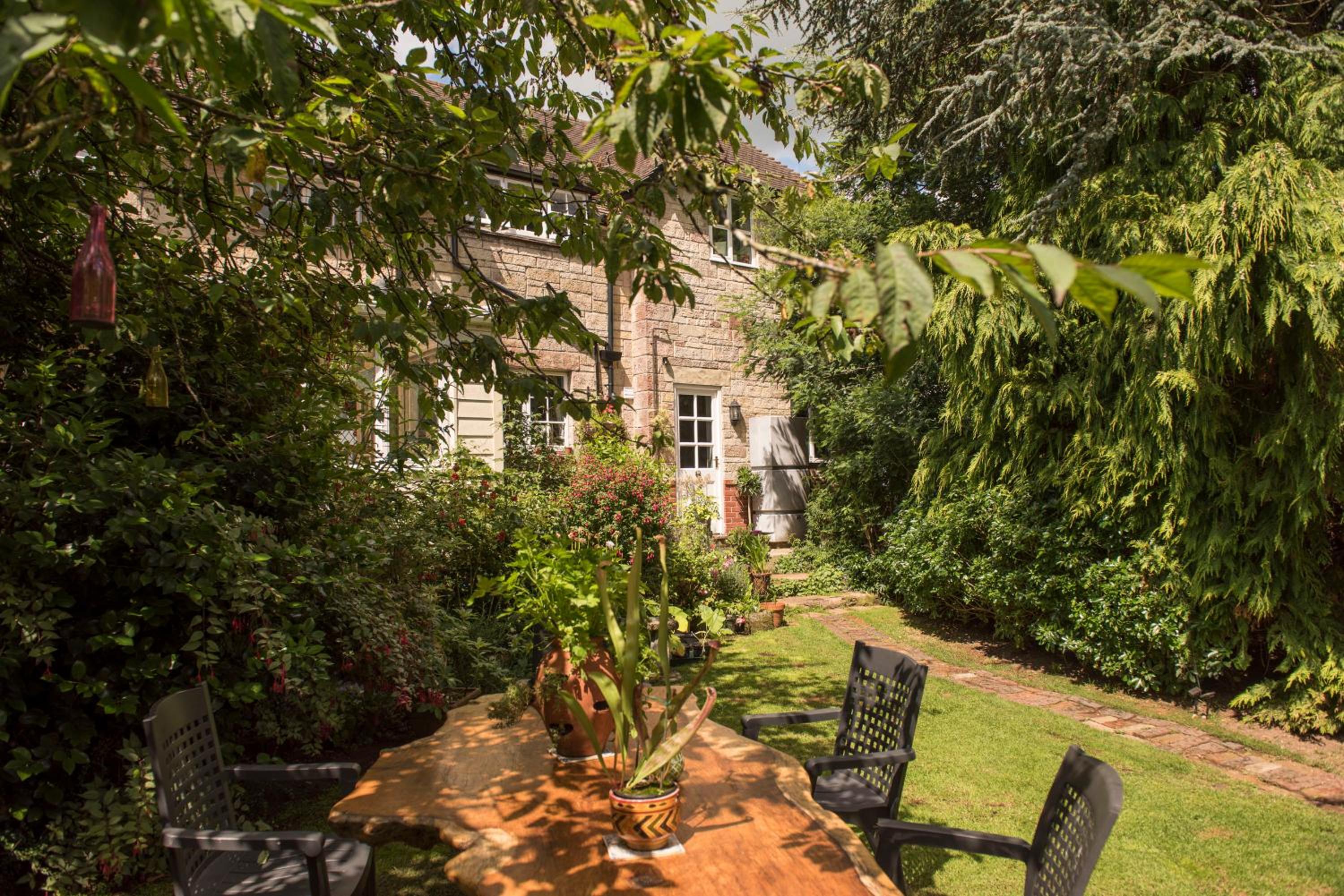 Ward Avenue B&B