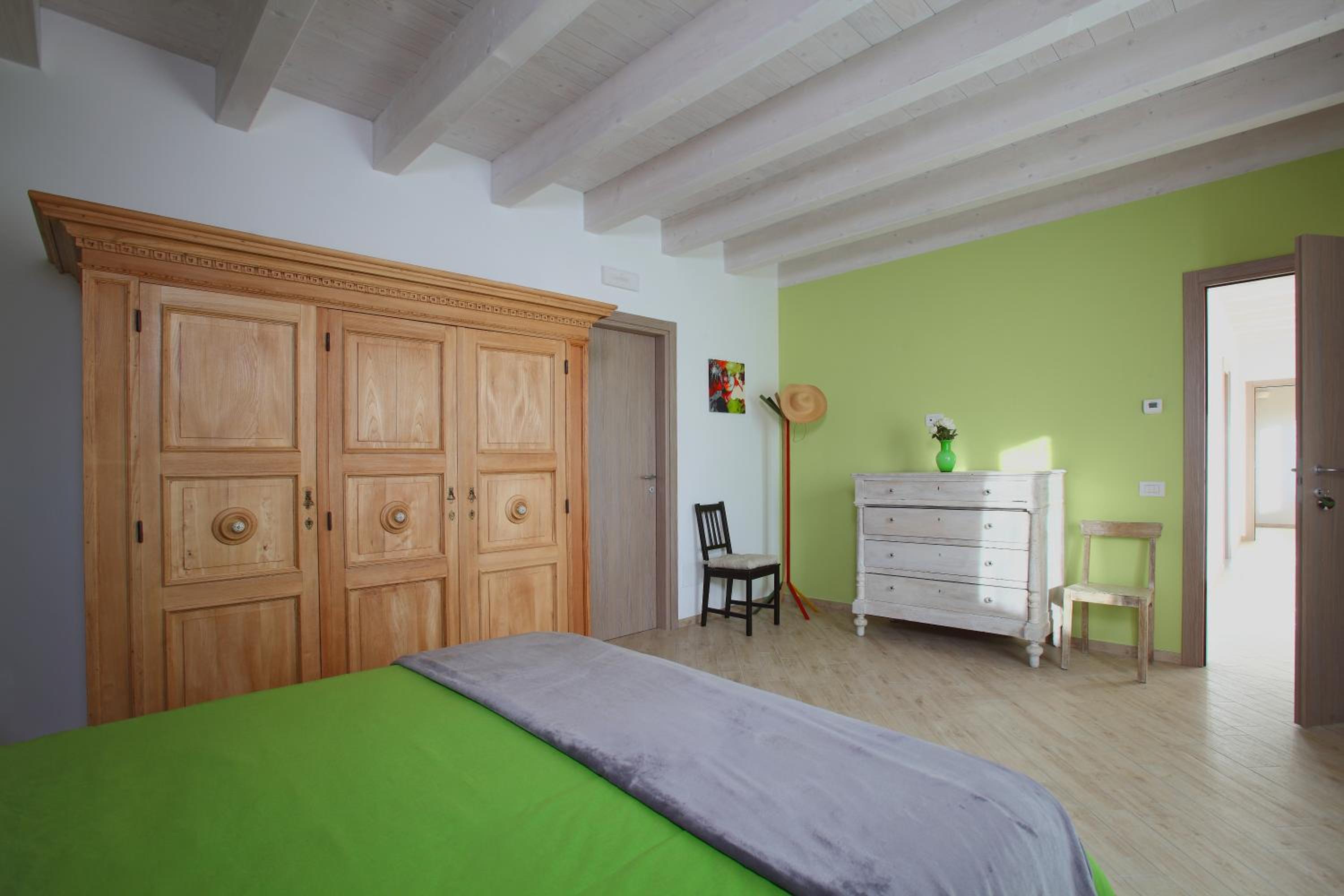 Cascinetta32 view 5