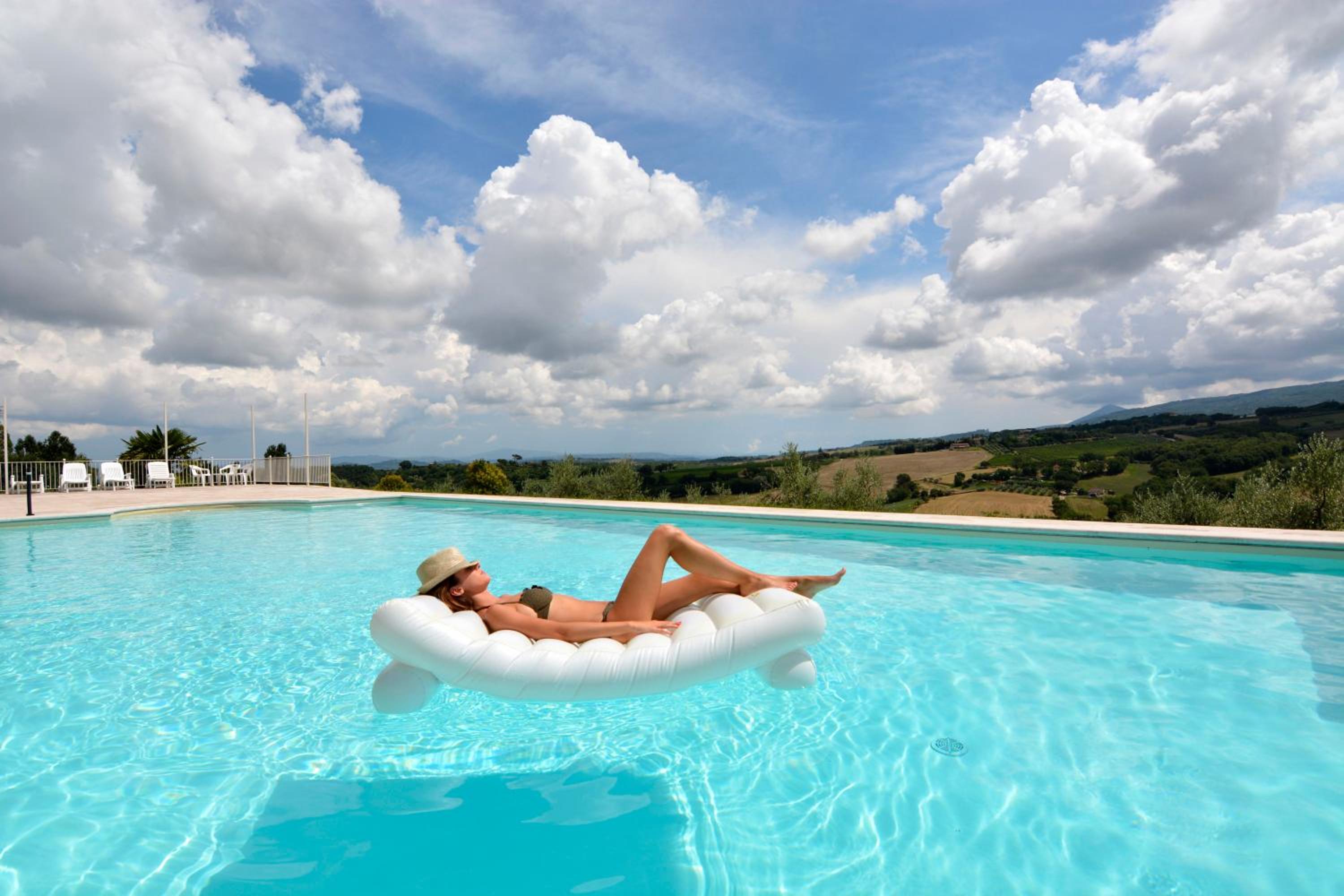 Le Ginestre Arte Vacanze view 5
