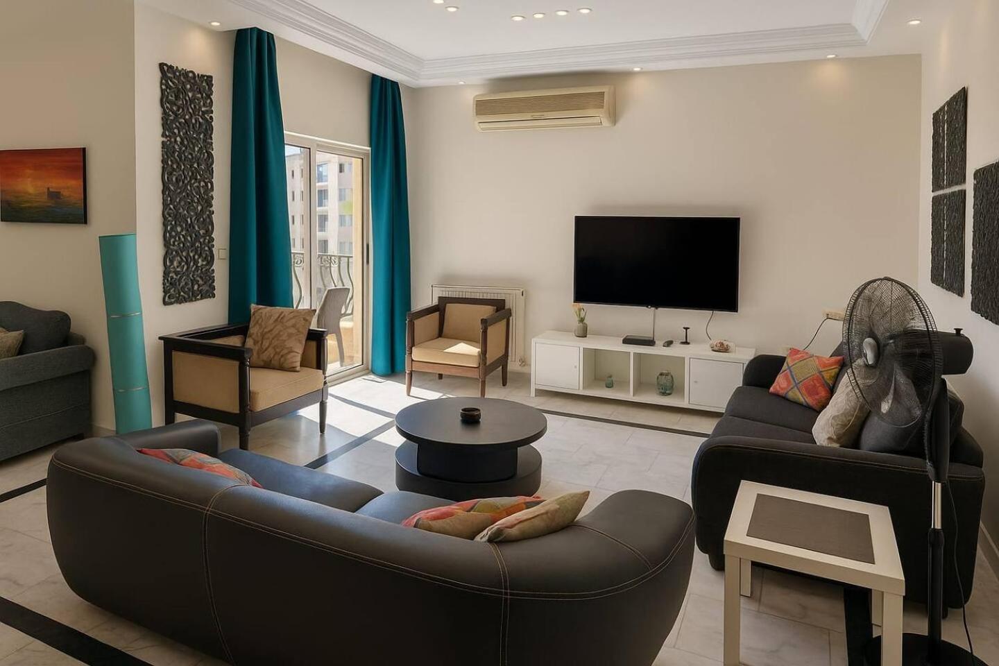 The Central Family Apartment