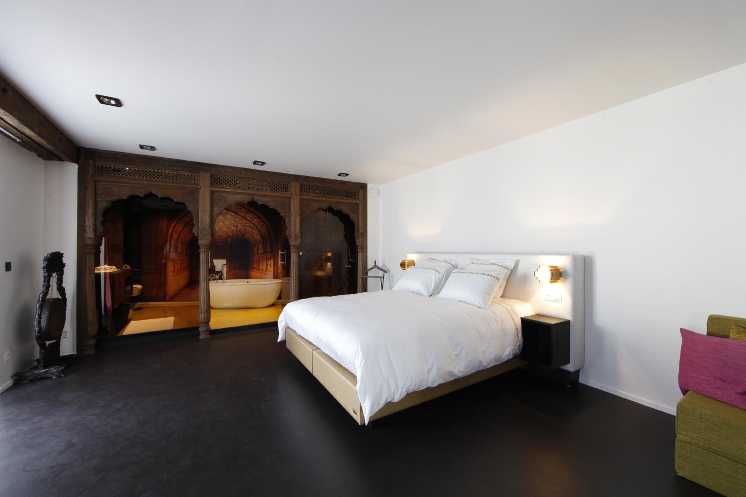 Koto Garden Suites