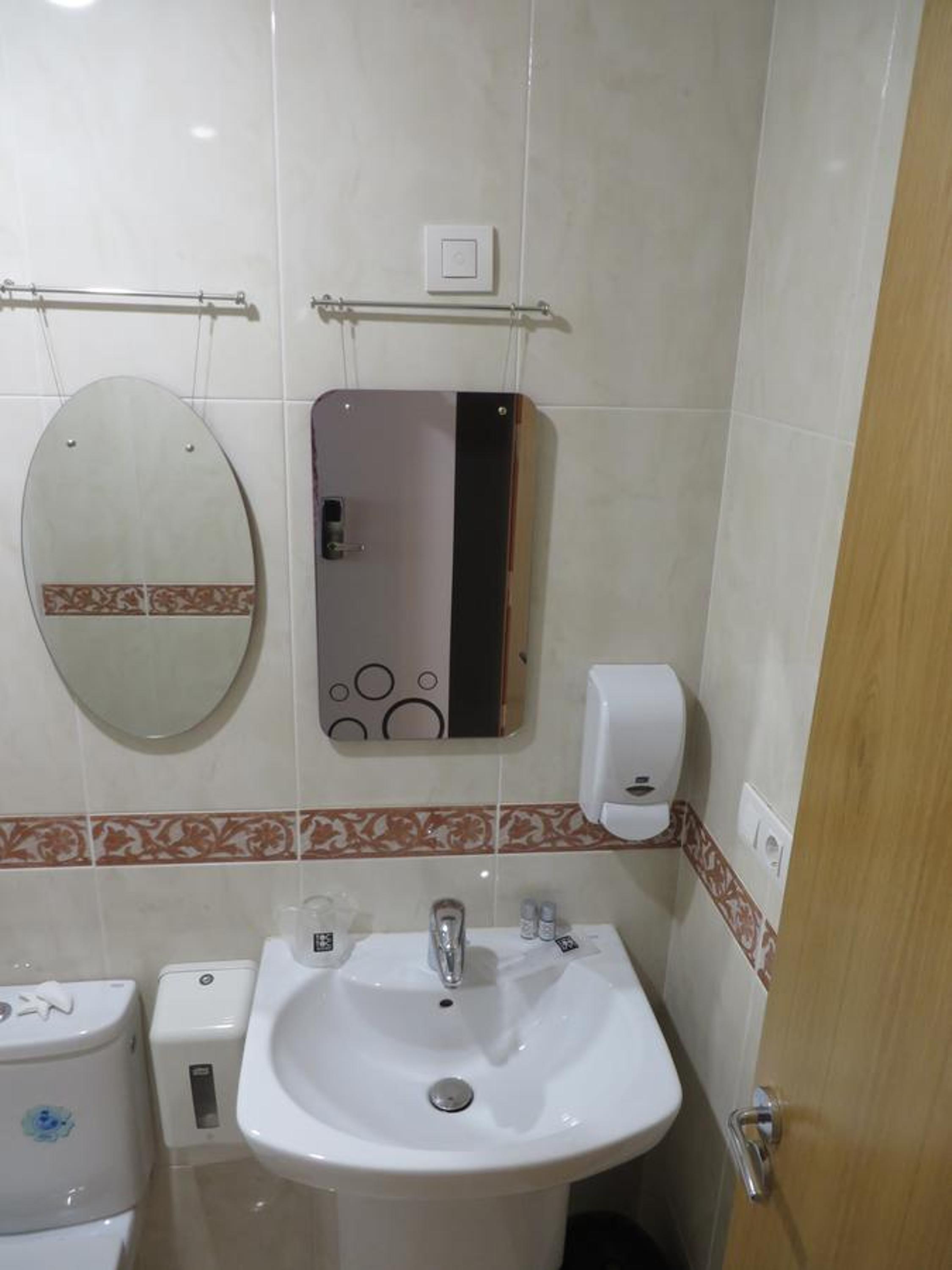 Toctoc Rooms