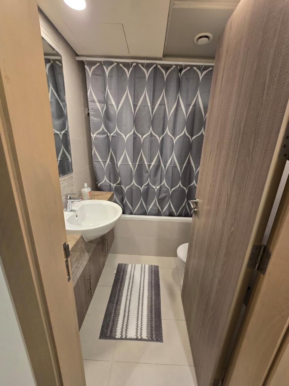 Luxury 2-Bedroom APT - Sea Views in Saadiyat Island