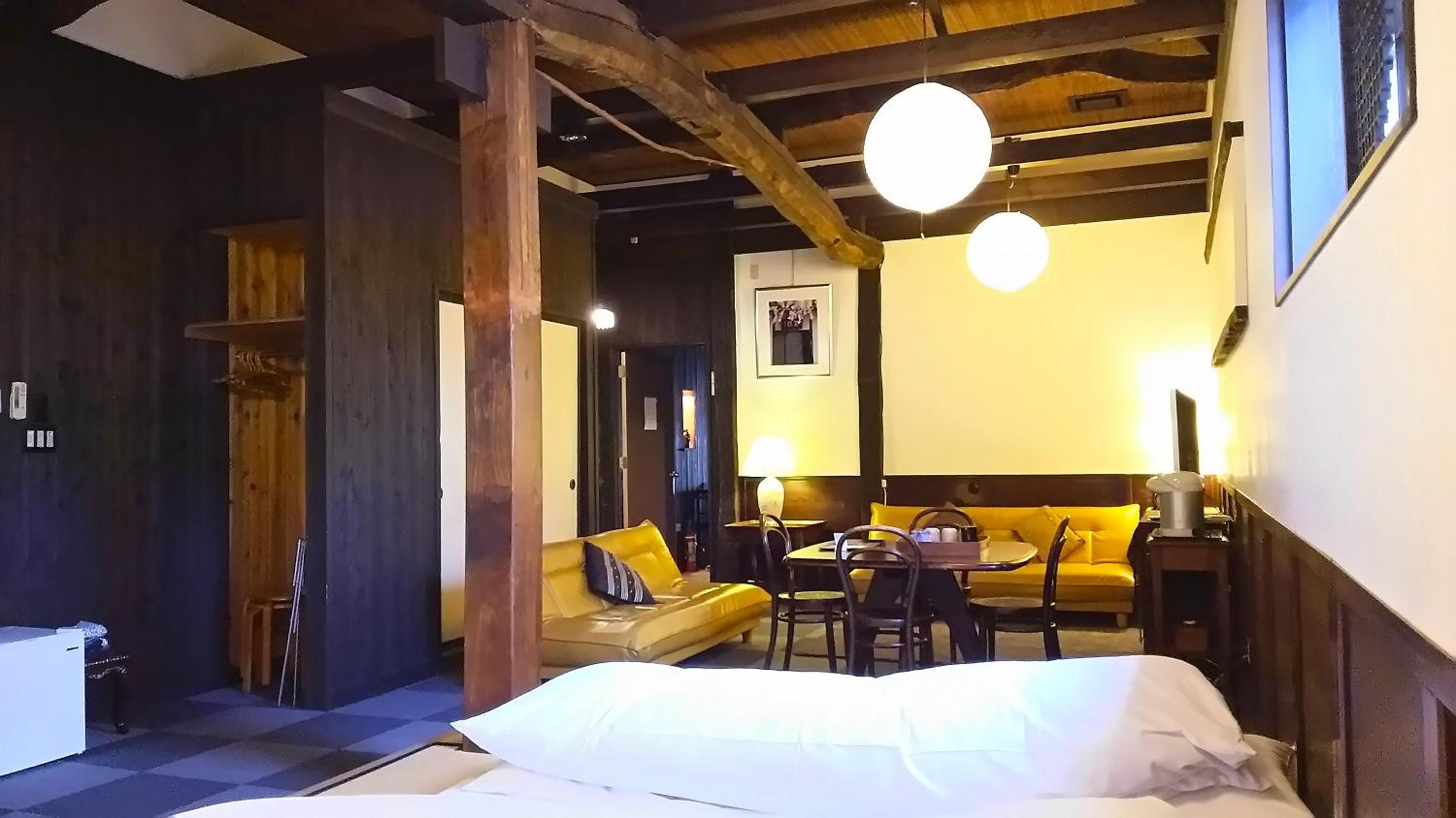 Rickshaw inn