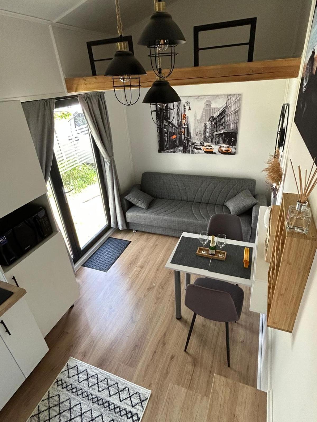 Pura Vida Downtown Tiny houses