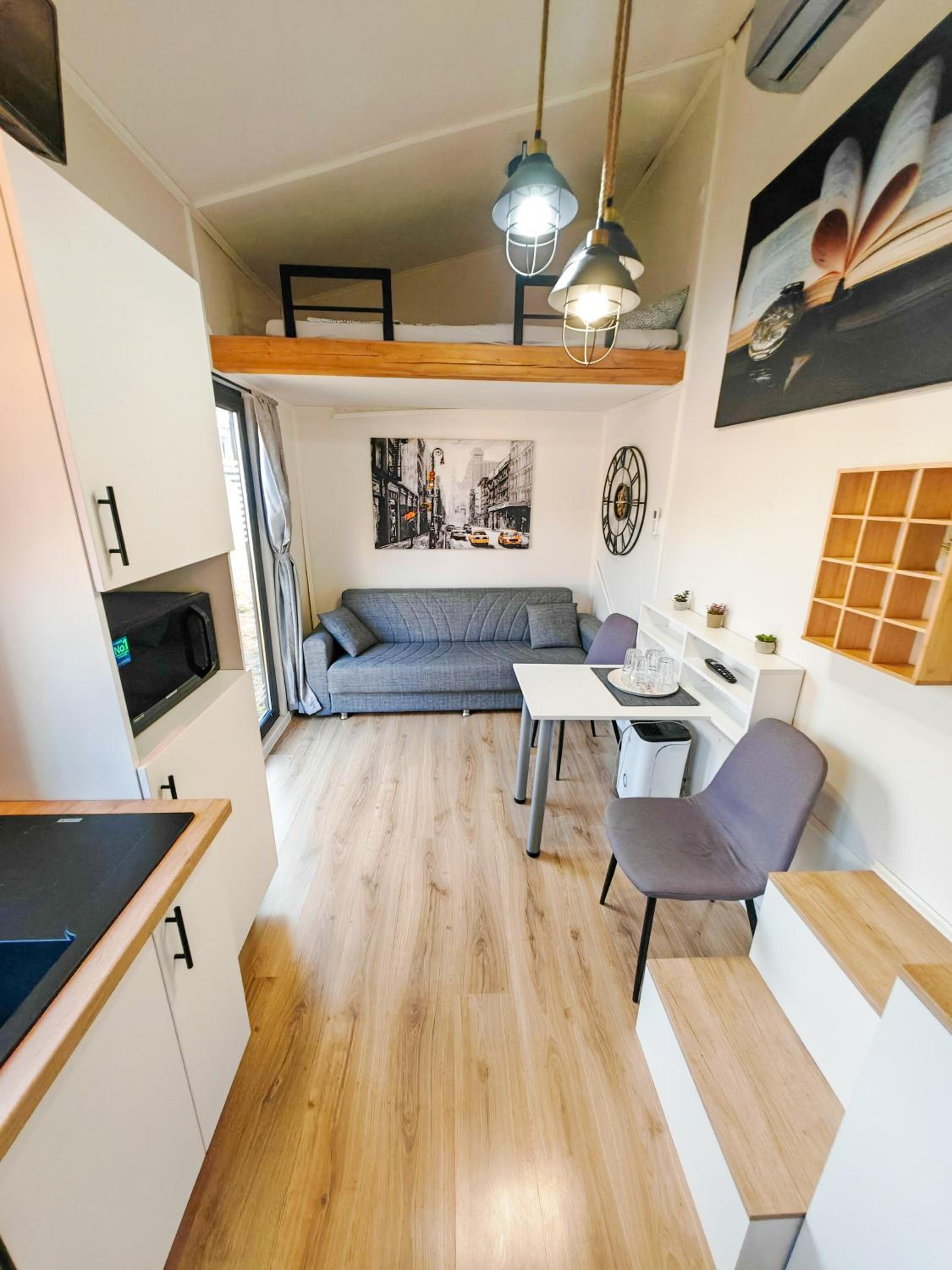 Pura Vida Downtown Tiny houses
