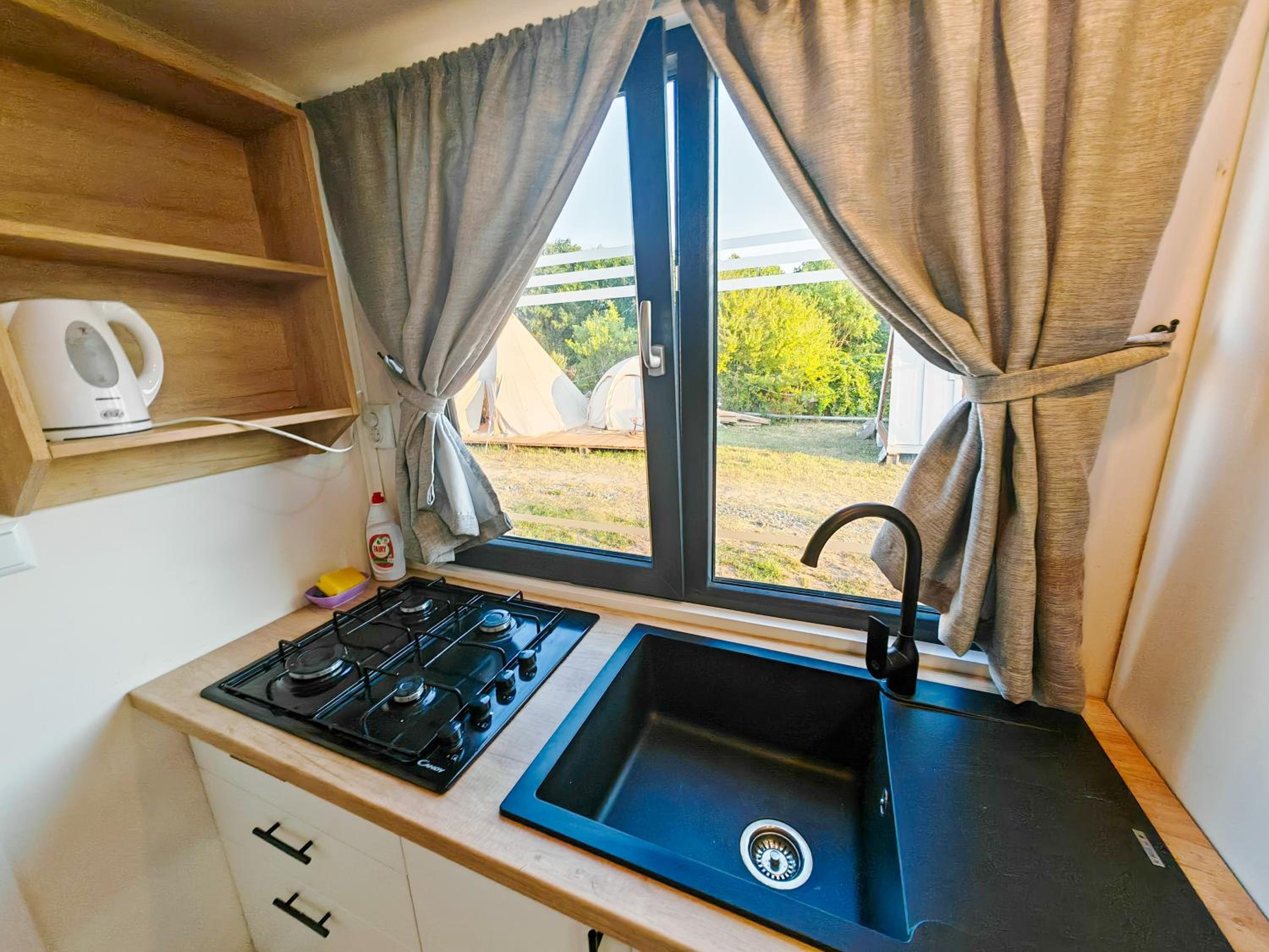 Pura Vida Downtown Tiny houses