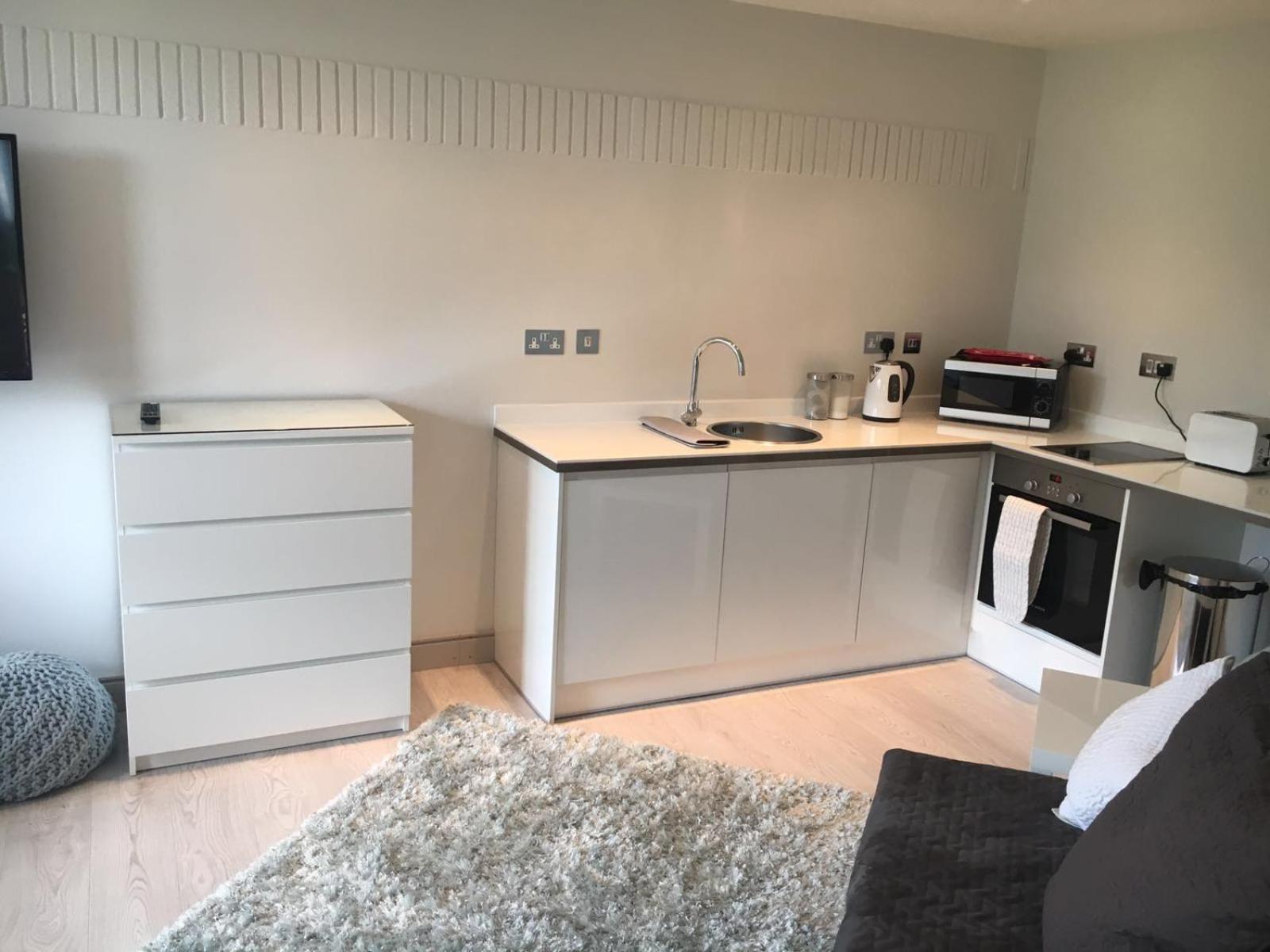 Penrith Vacations - Penrith Retreats - Property Image 14