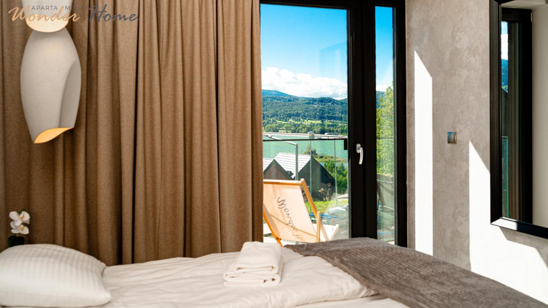 Wonder Hill - bajkowy widok na góry i zalew, strefa wellness na terenie kompleksu