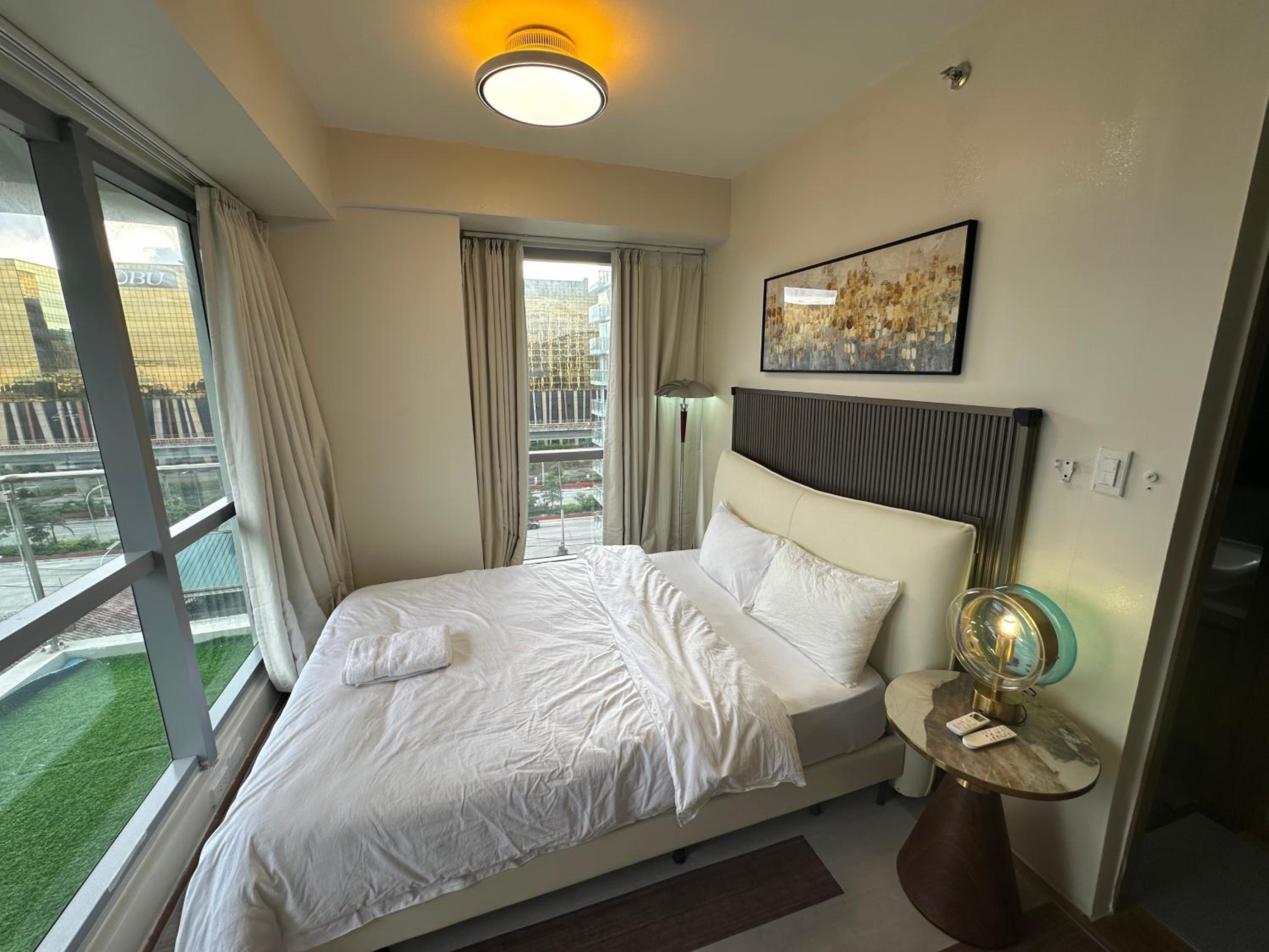 Spacious Unit & High-Floor Hotel near City of Dreams, Airport, Okada, and Solaire Casino