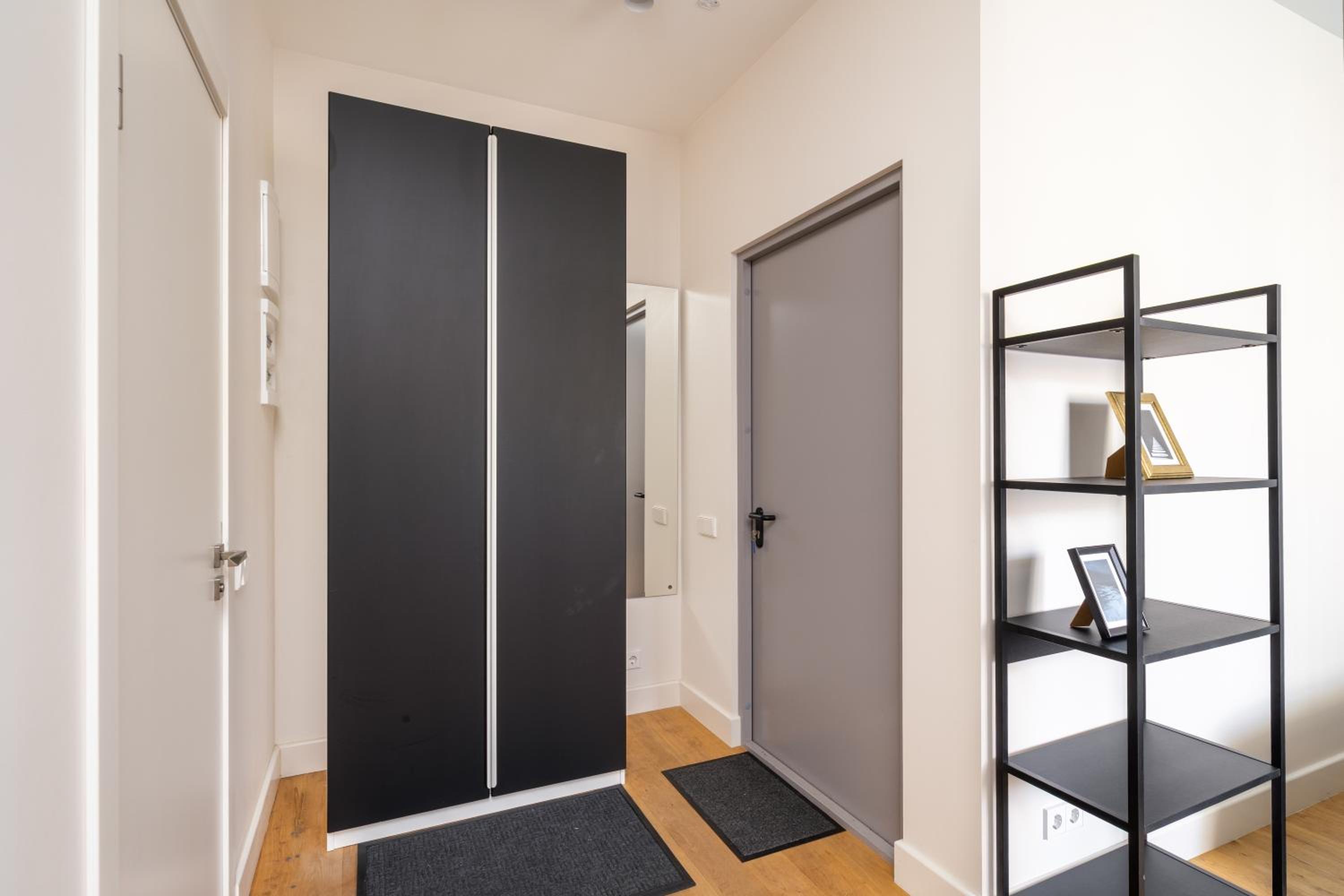Cozy Dzintaru apartment - Steps from Forest and Sea