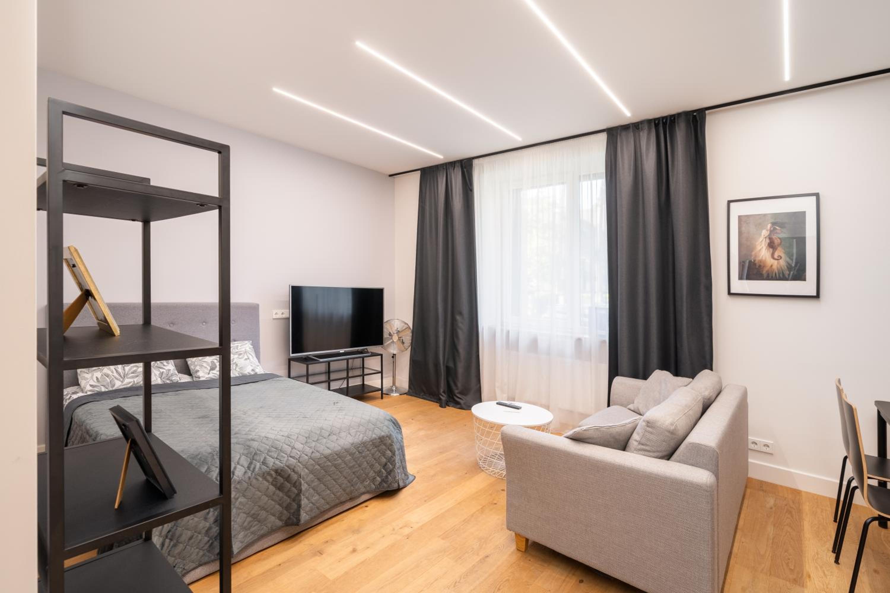 Cozy Dzintaru apartment - Steps from Forest and Sea