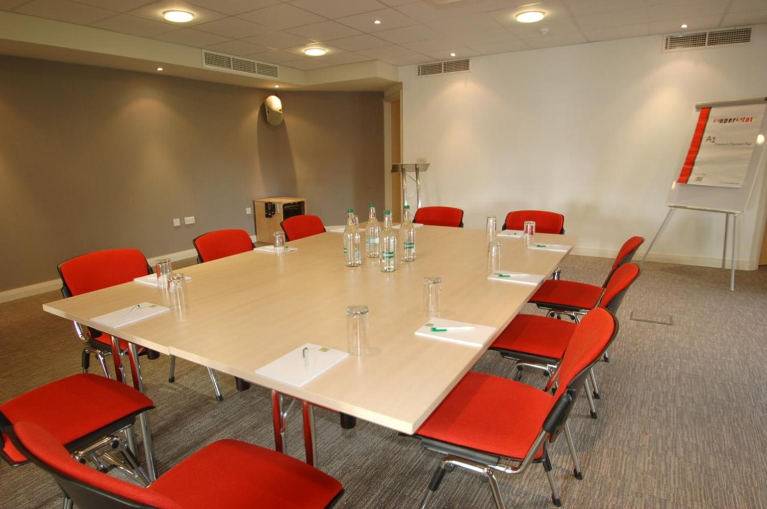 Alcester Vacations - Kings Court Hotel - Property Image 12