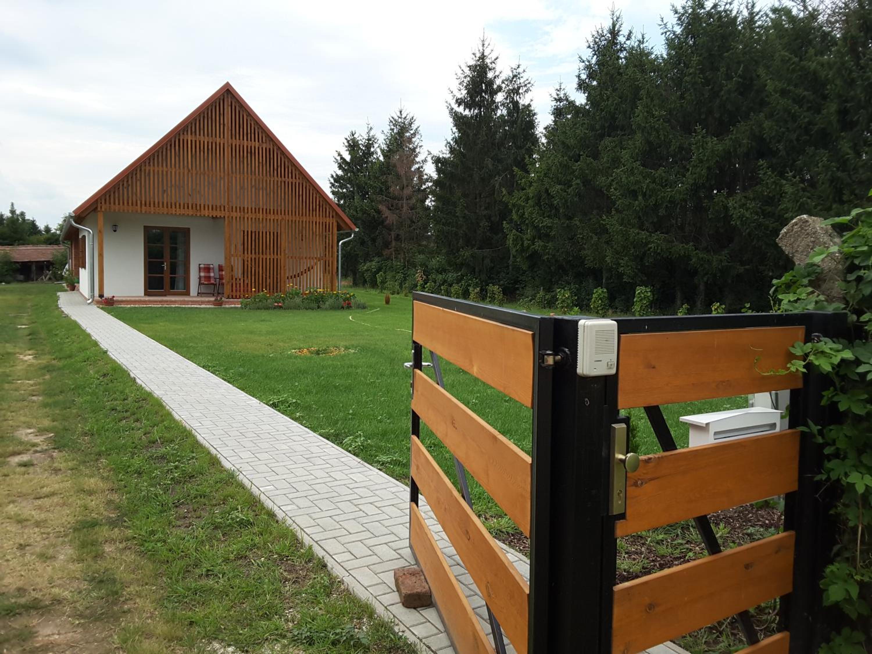 Photo 24