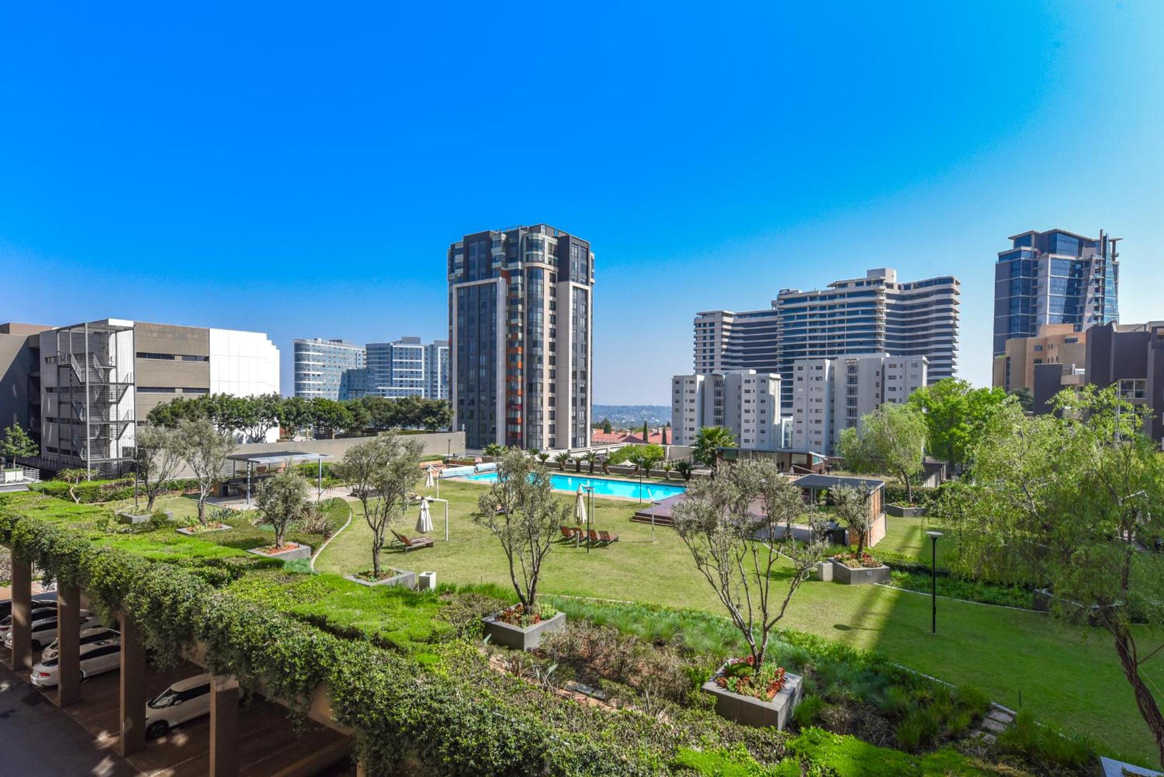 Westpoint Sandton Prime with hotel pool