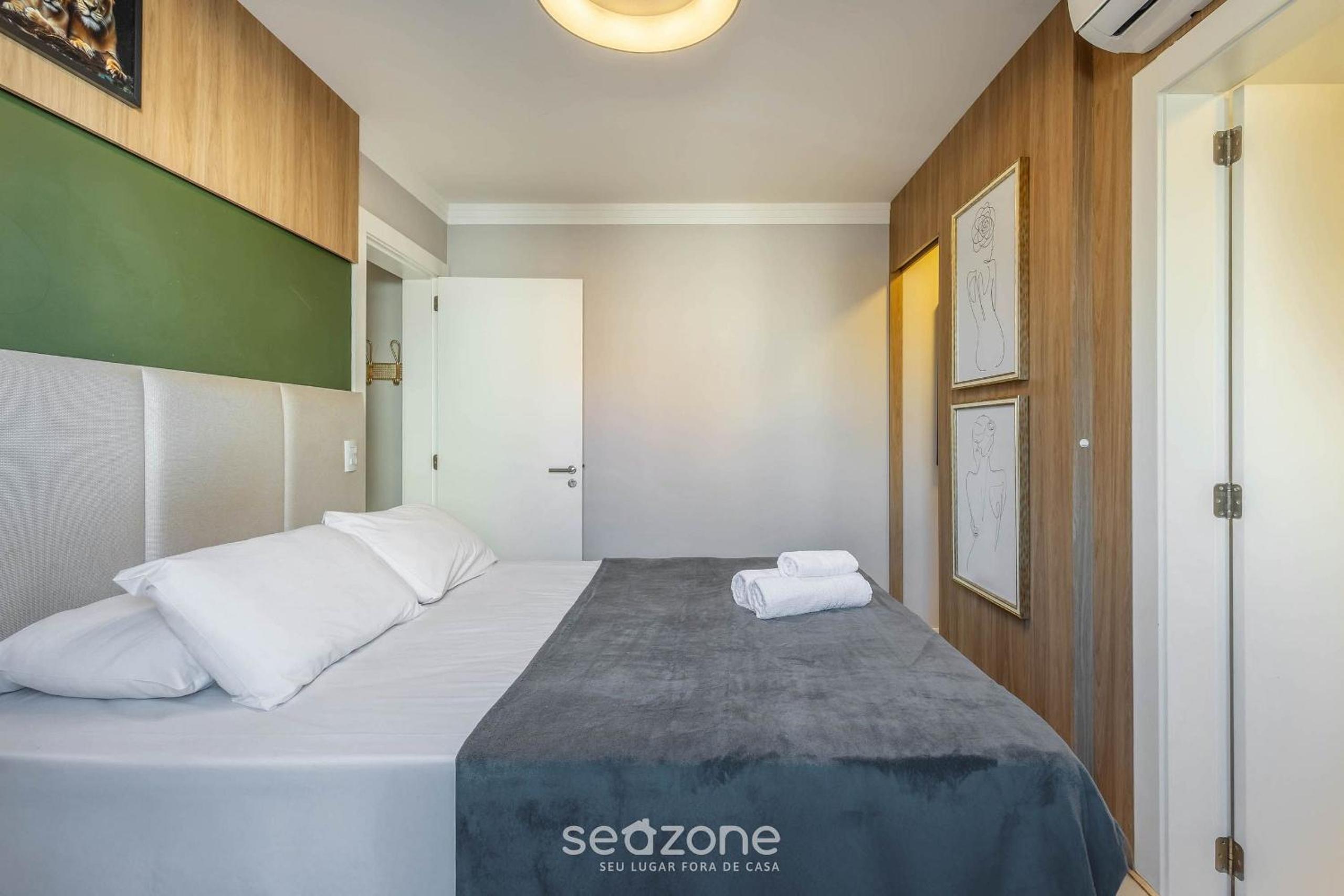 Modern and fully equipped apartments just minutes from the sea at Meia Praia - GRI