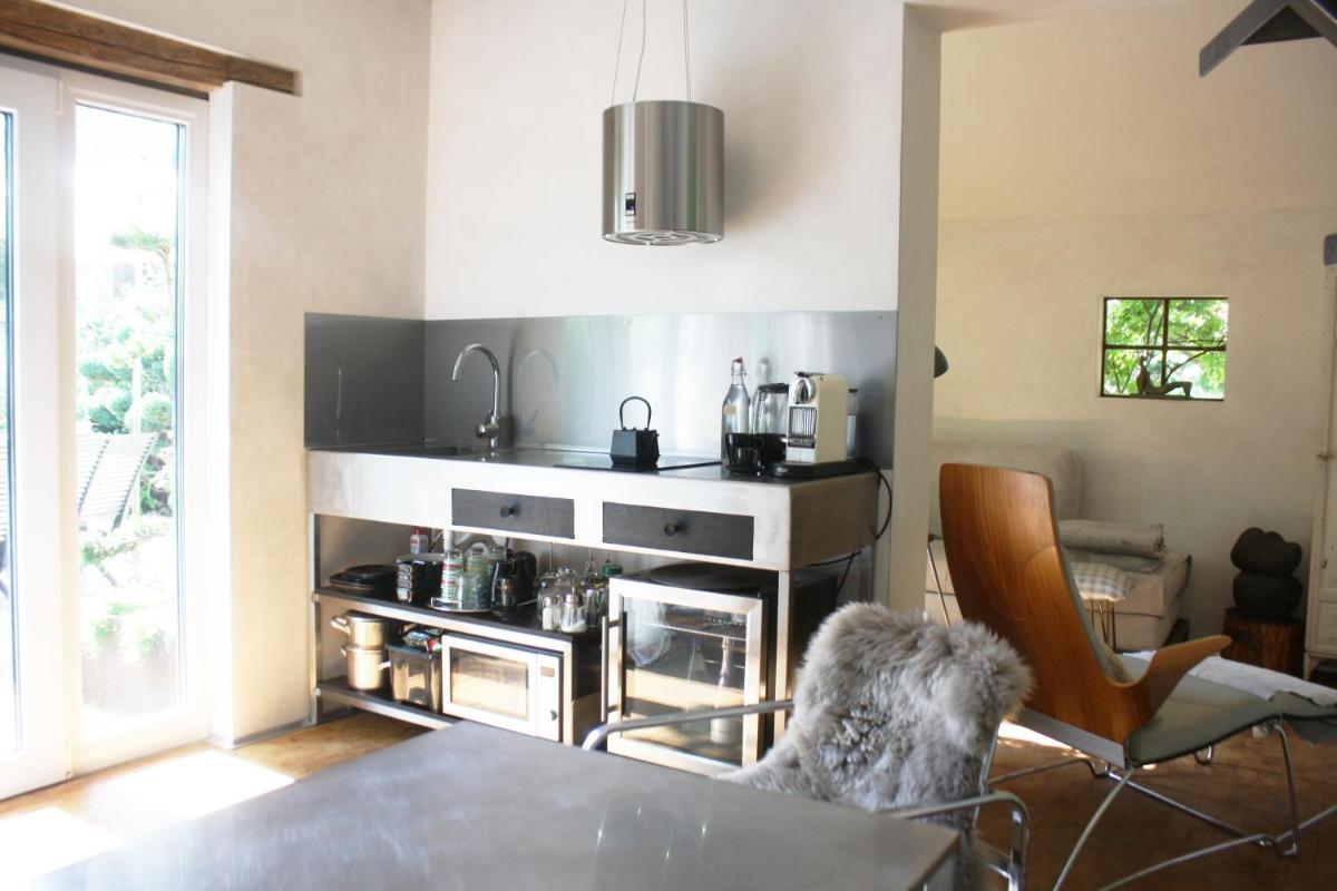 VILLA 22 - Atelier-Gästehaus view 5