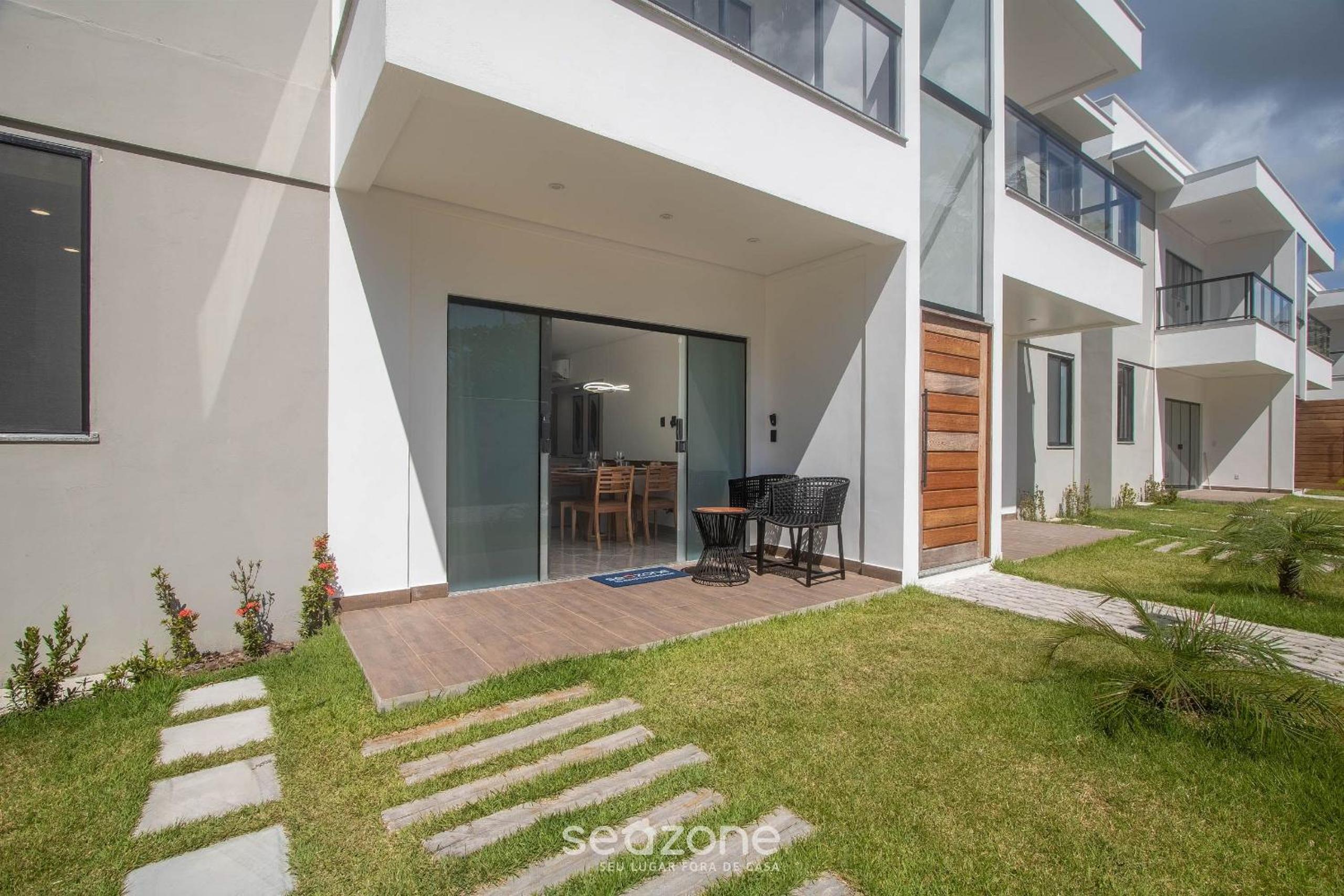 Full stay with pool just 350m from the beach in Porto Seguro | PRY