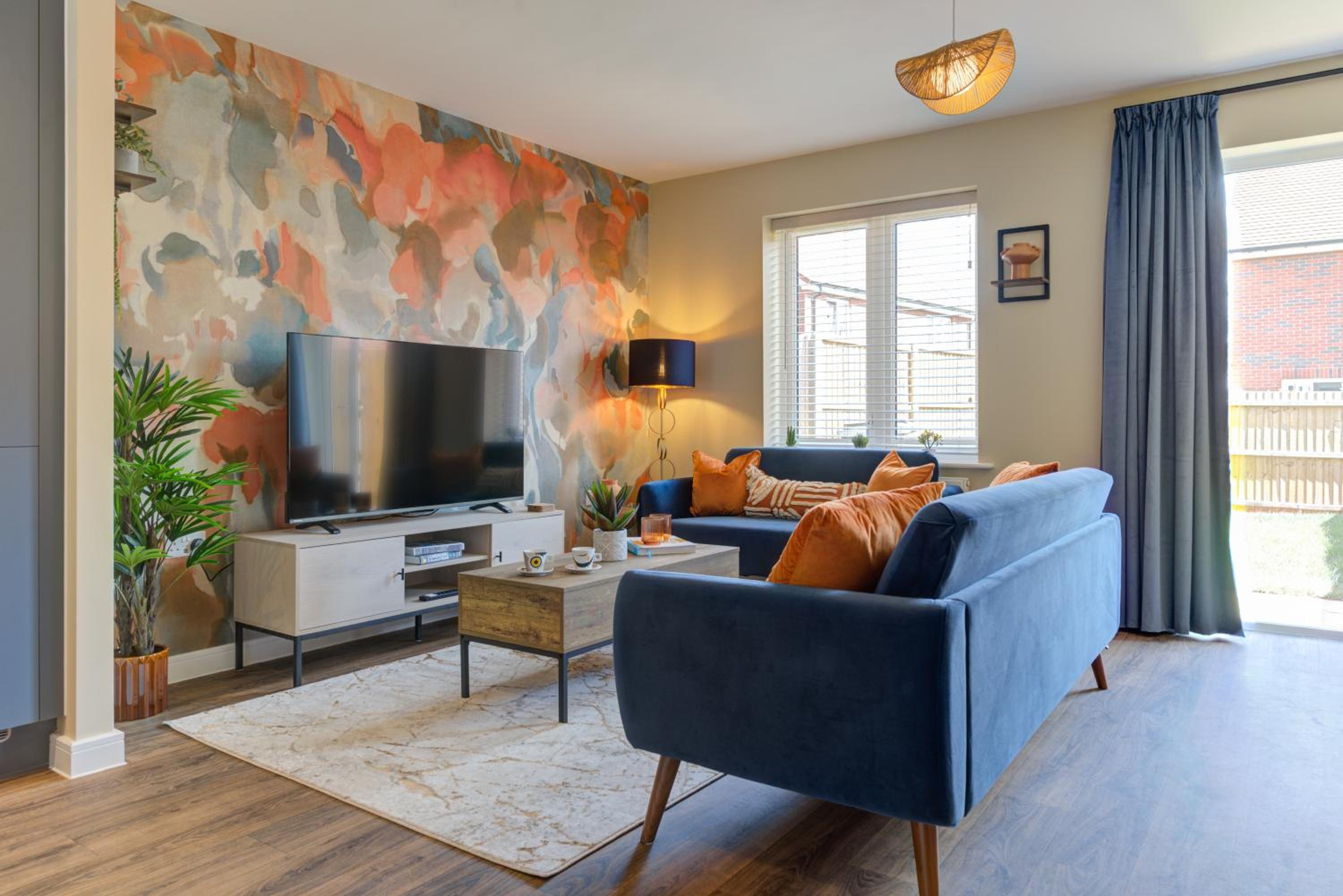Marriott House sleeps 5 in Bourne with parking